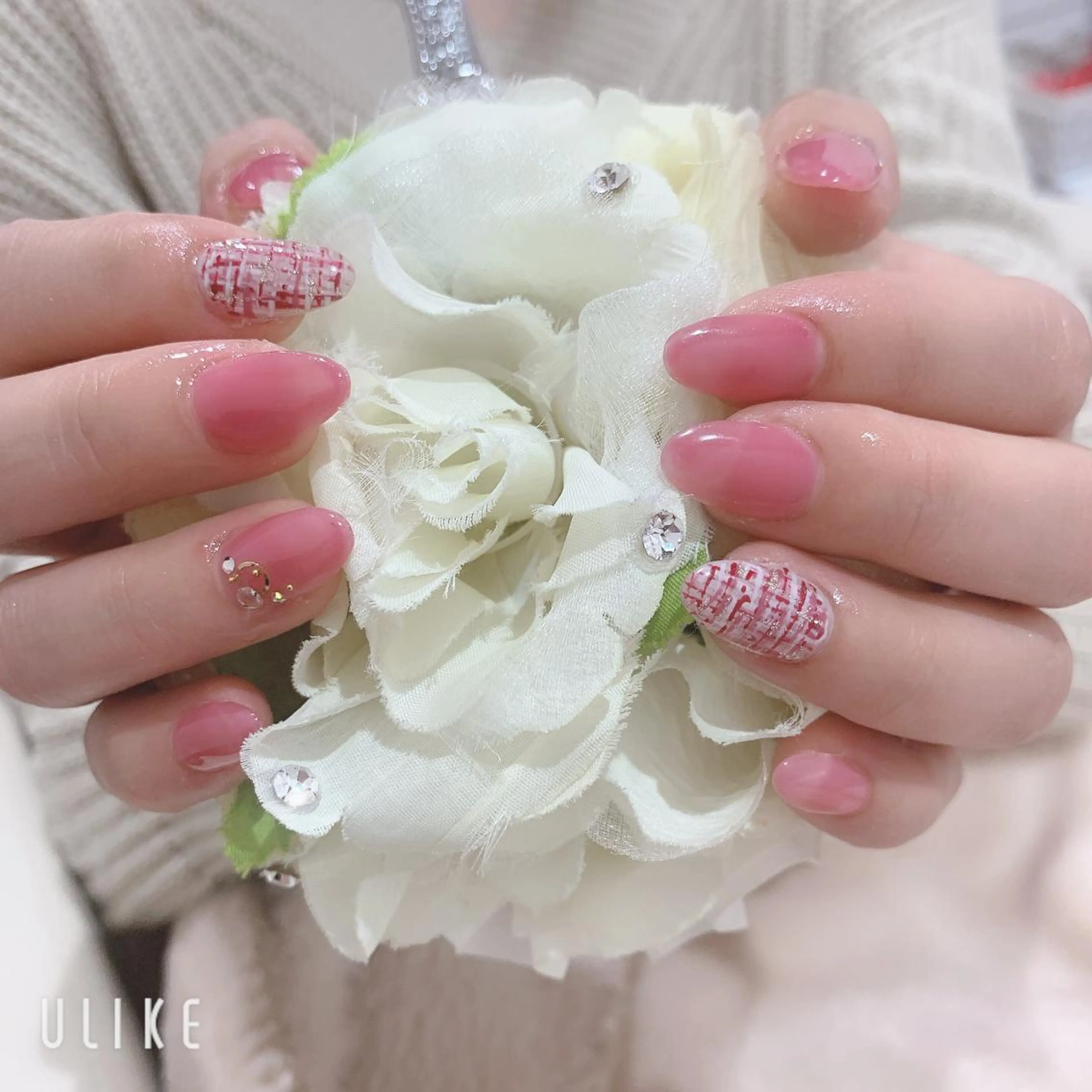 ネイル ストーンネイル ツイードネイル Adite nailのネイルデザイン