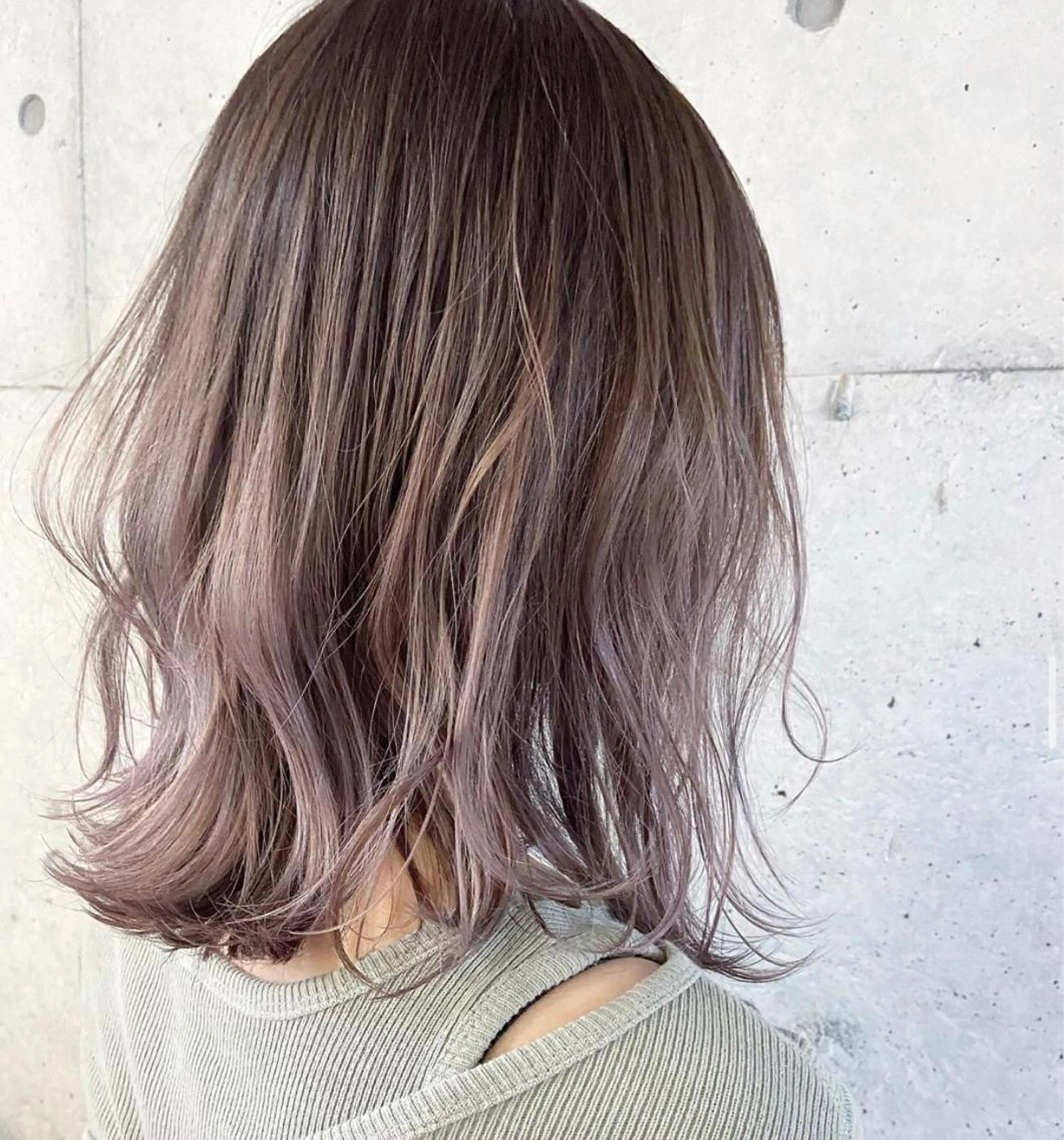 ミディアム カラー RAF TOKYO 浜松所属・レイヤー/髪質改善/ 飯尾百花のヘアスタイル