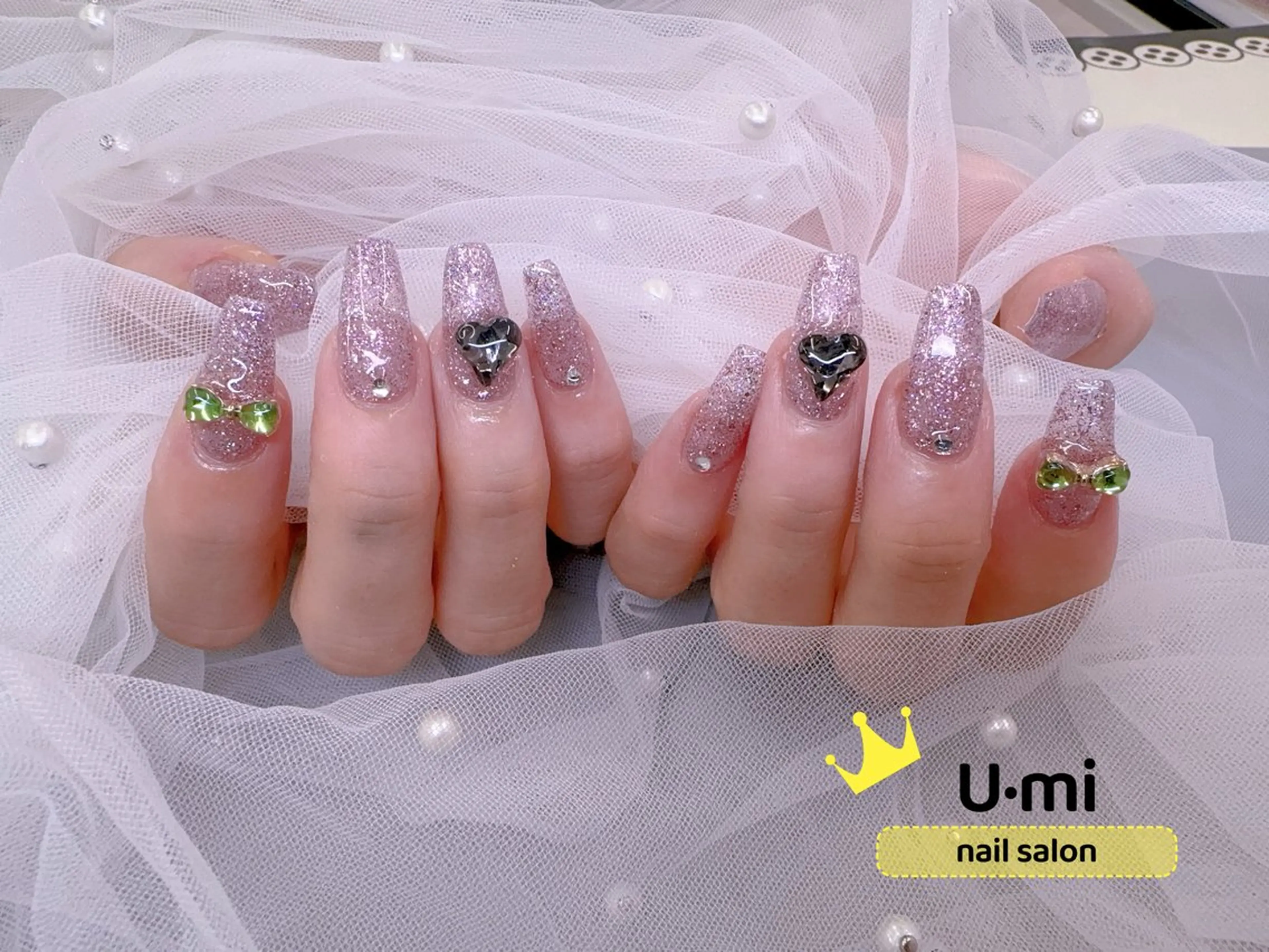 ネイル UMI ネイルサロン新宿🎀のネイルデザイン