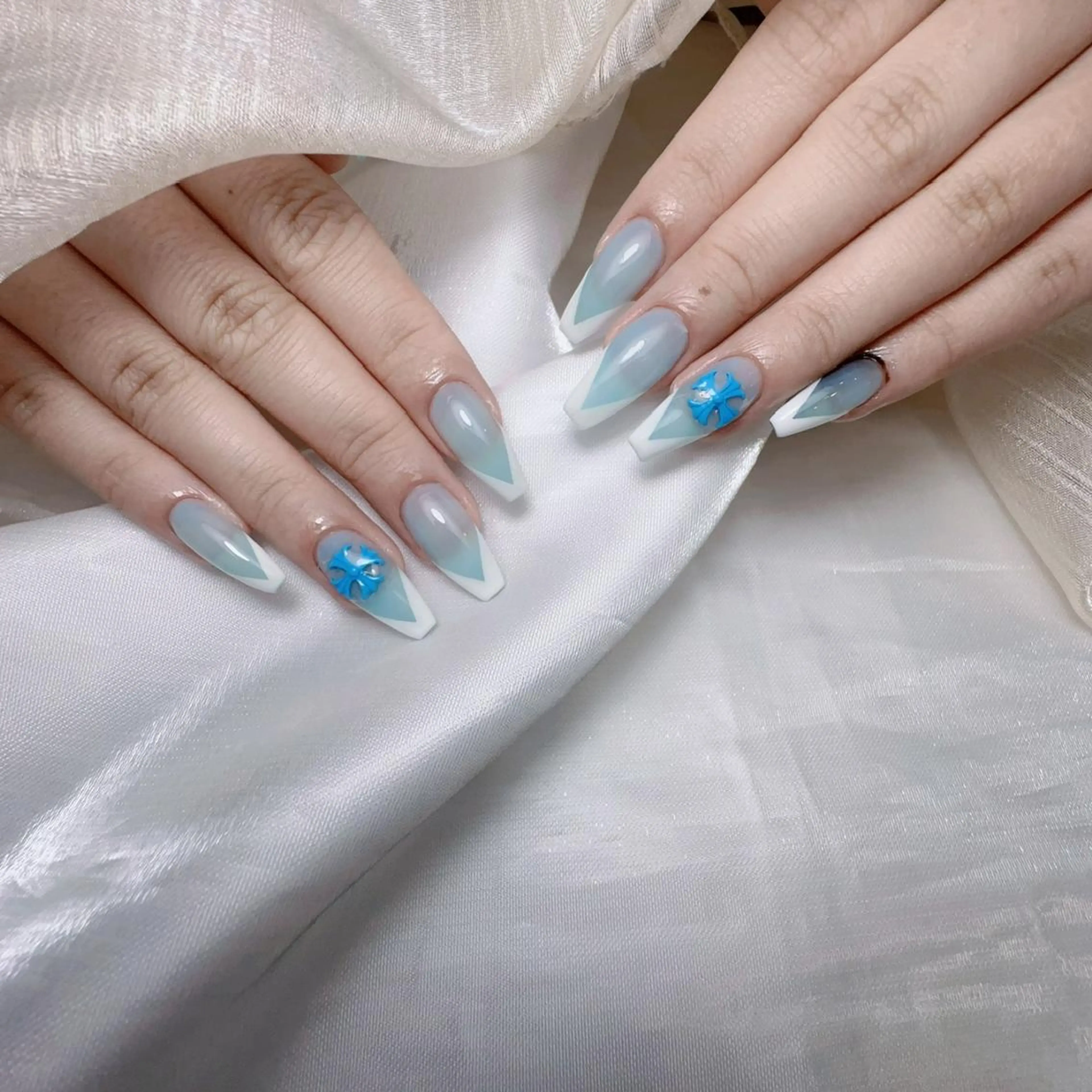 ネイル G. Studioのネイルデザイン