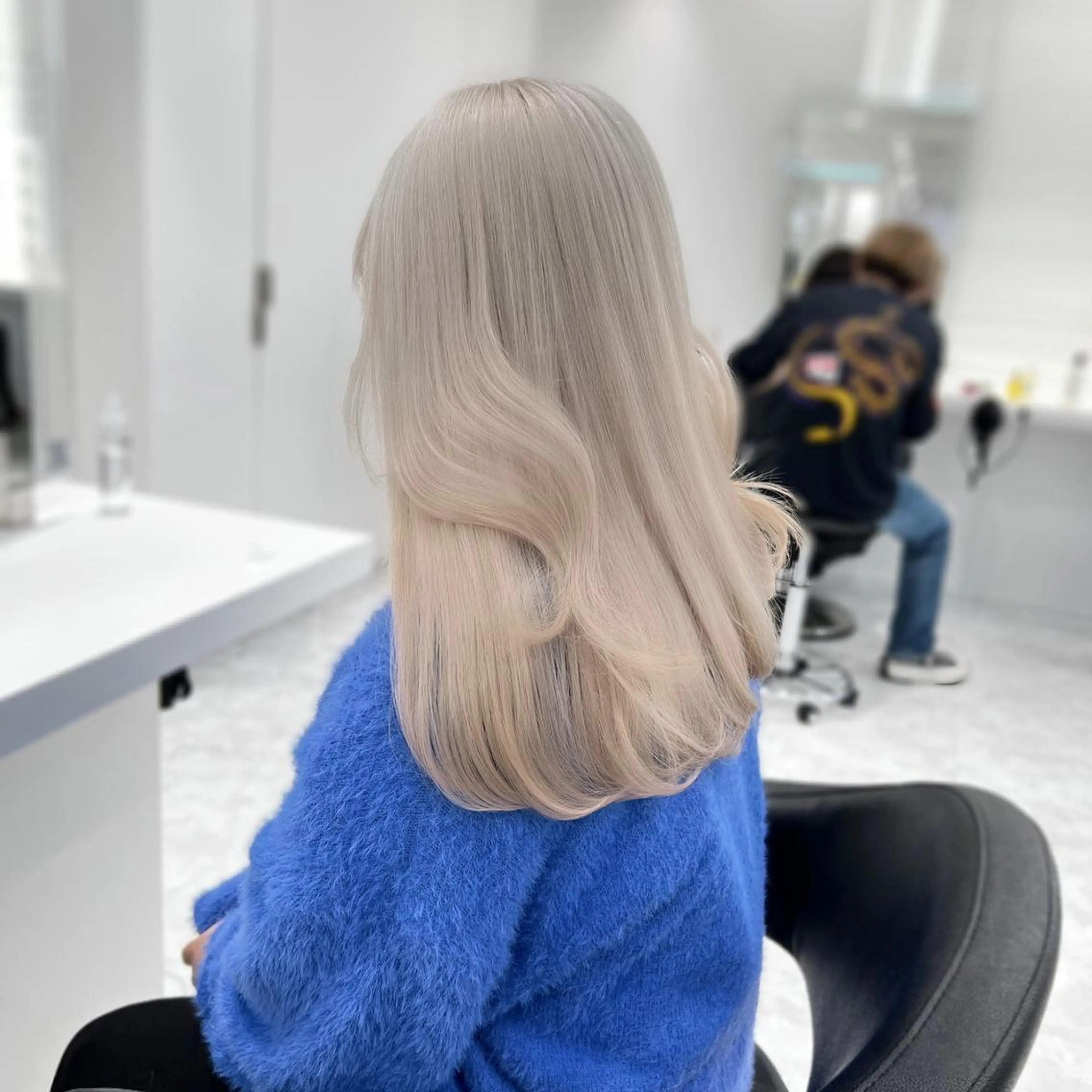 カラー セミロング ヘアカラー ブラウンベージュ🤎 ブリーチなし🤎のヘアスタイル