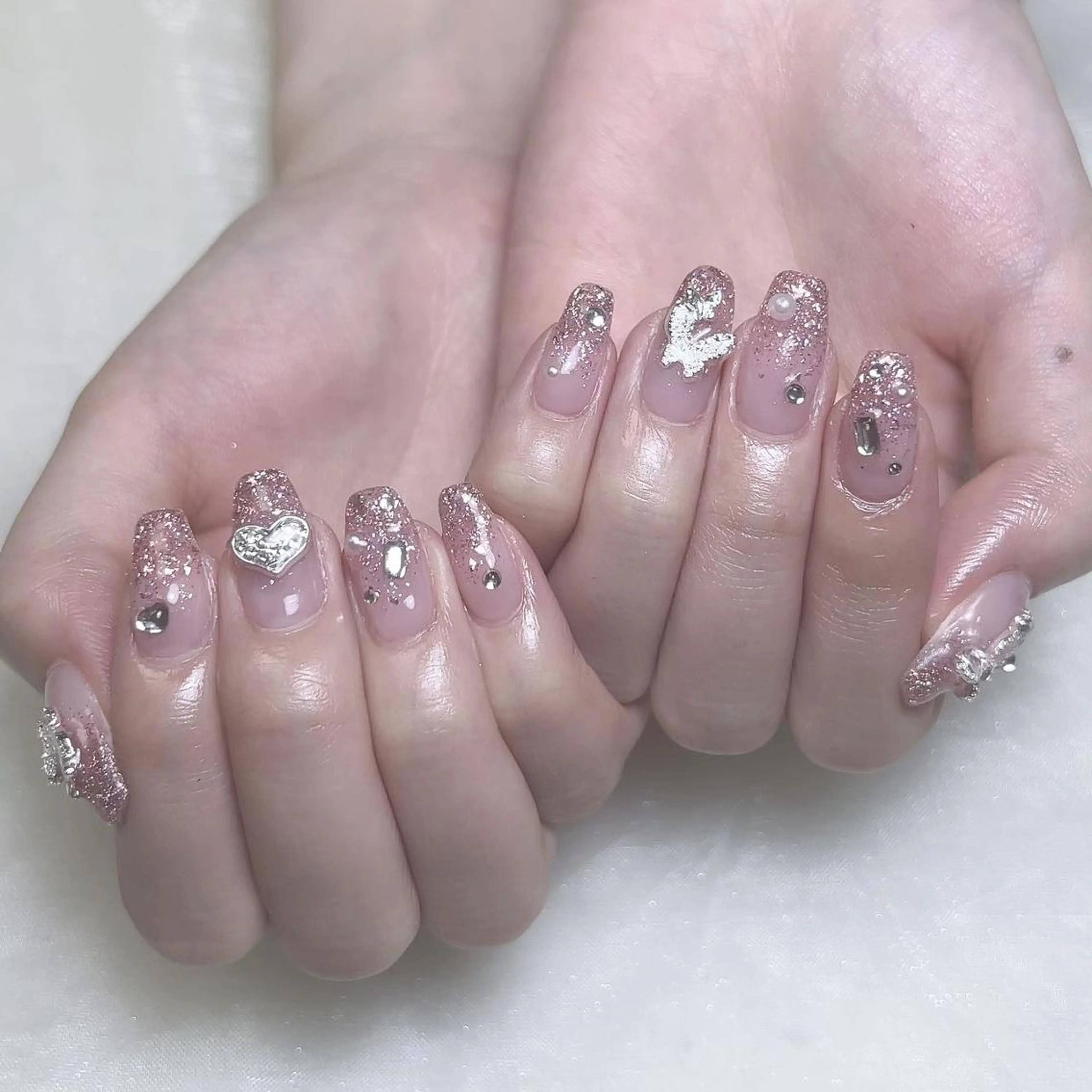 ネイル 持ち込み ハンドネイル Nail salon 木にいるのネイルデザイン