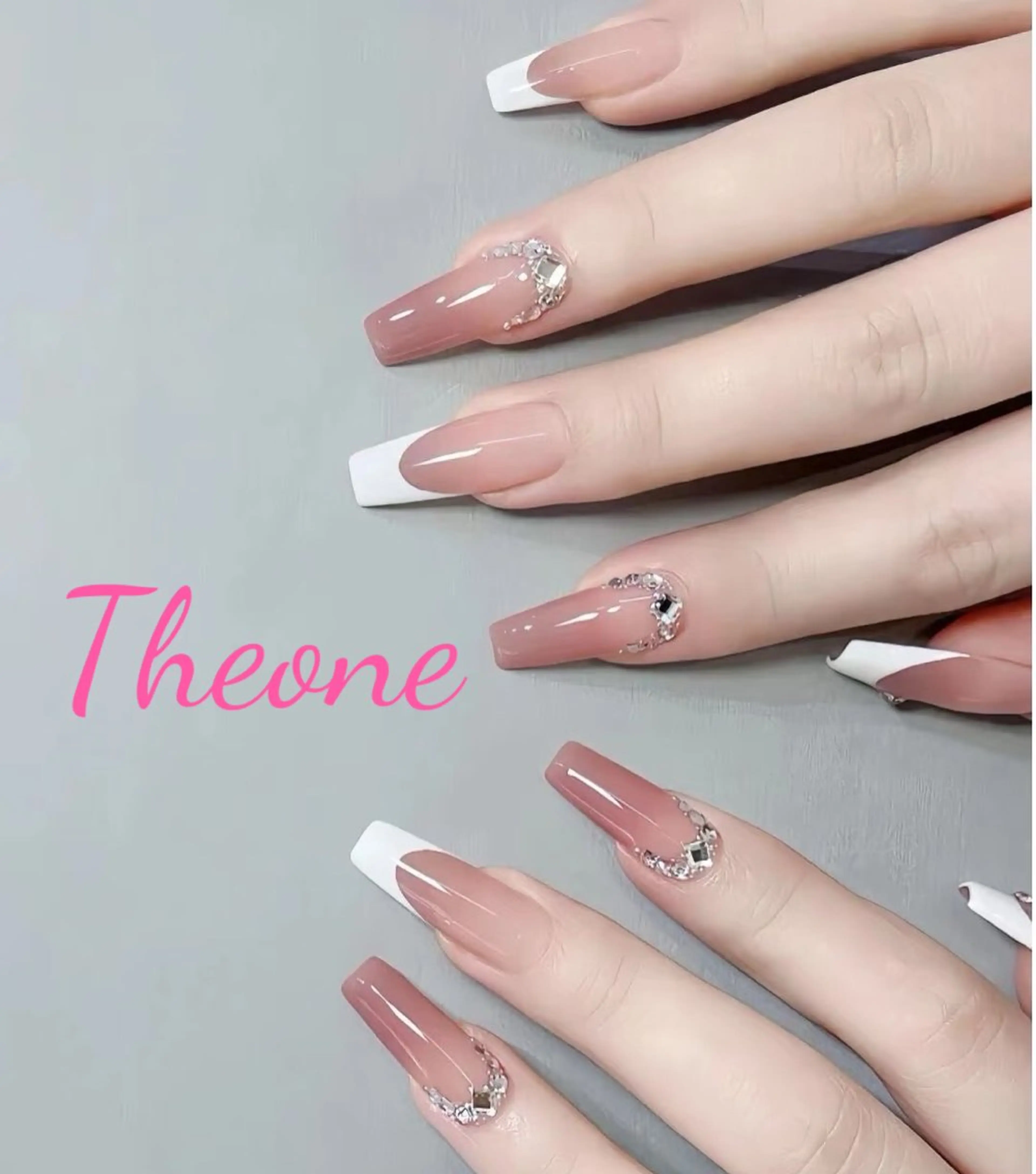 ネイル THE ONE 杉山のネイルデザイン