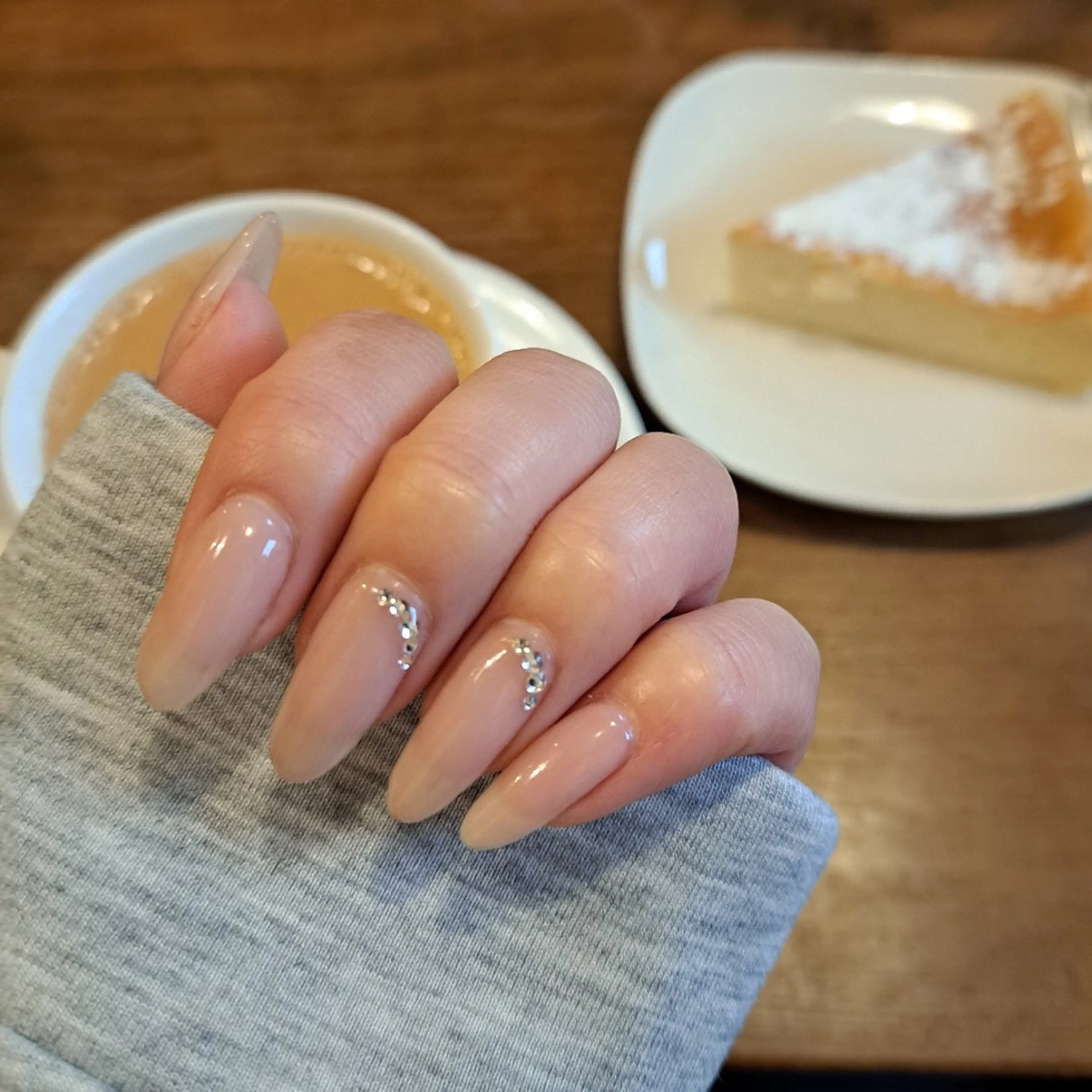 ネイル ジェルネイル ワンカラーネイル ストーンネイル RounGe町田店 🧸大谷のネイルデザイン