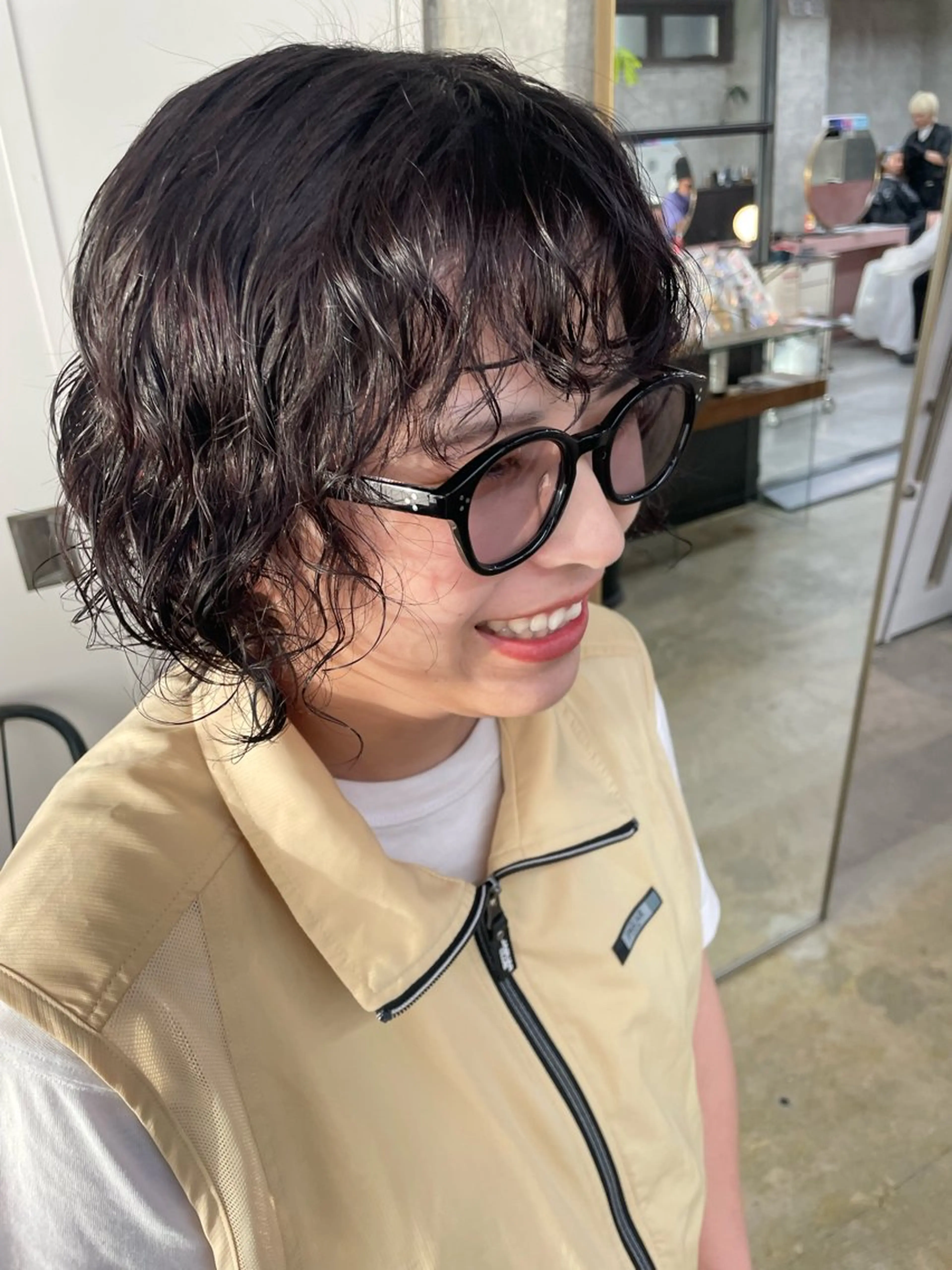 ミディアム ミディアムパーマ カット パーマ 鈴木瑛里／ブロンド ベージュ／男女のヘアスタイル