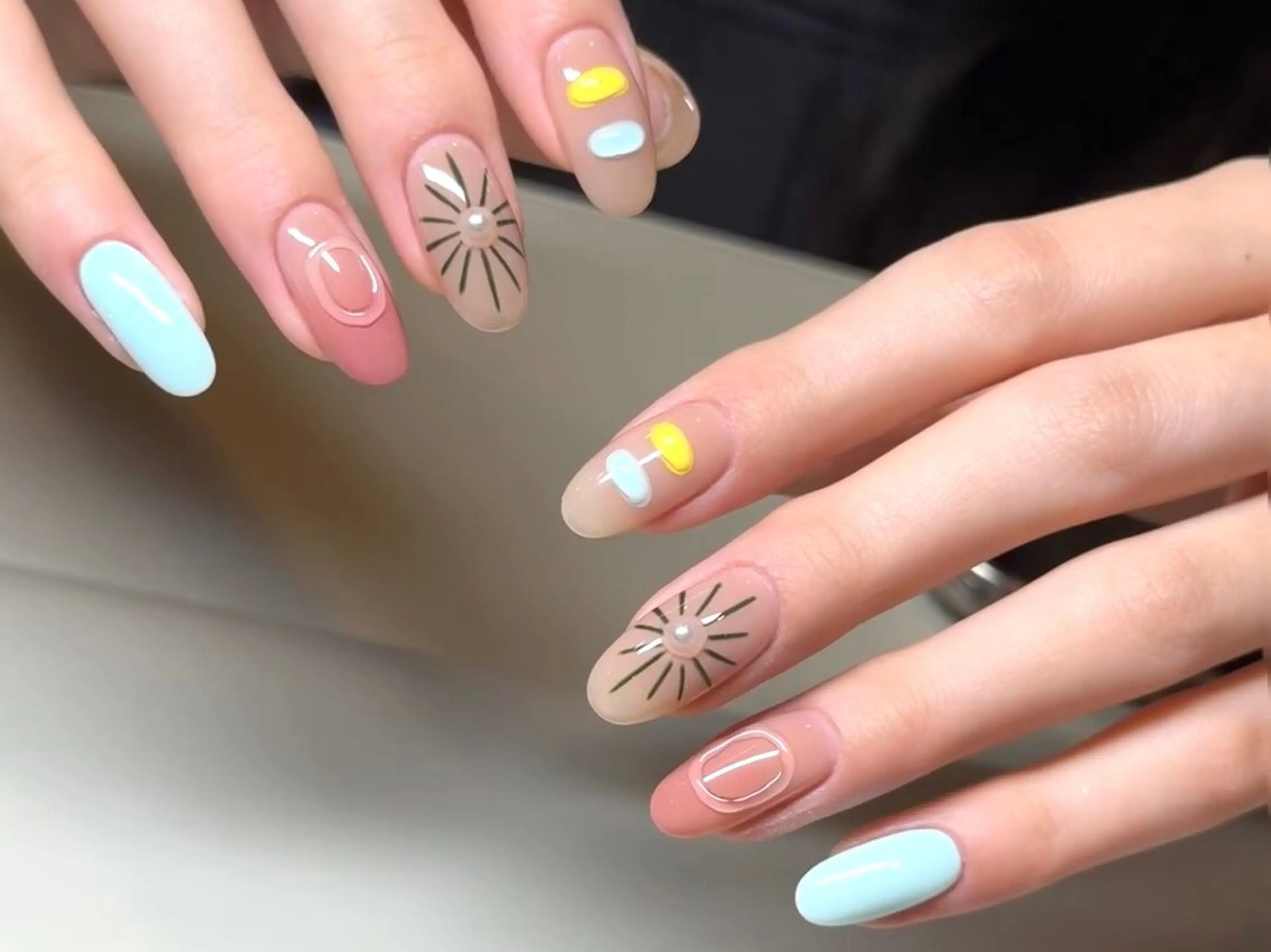 ネイル ハンドネイル ハンドケア DarkHoney 池袋店のネイルデザイン