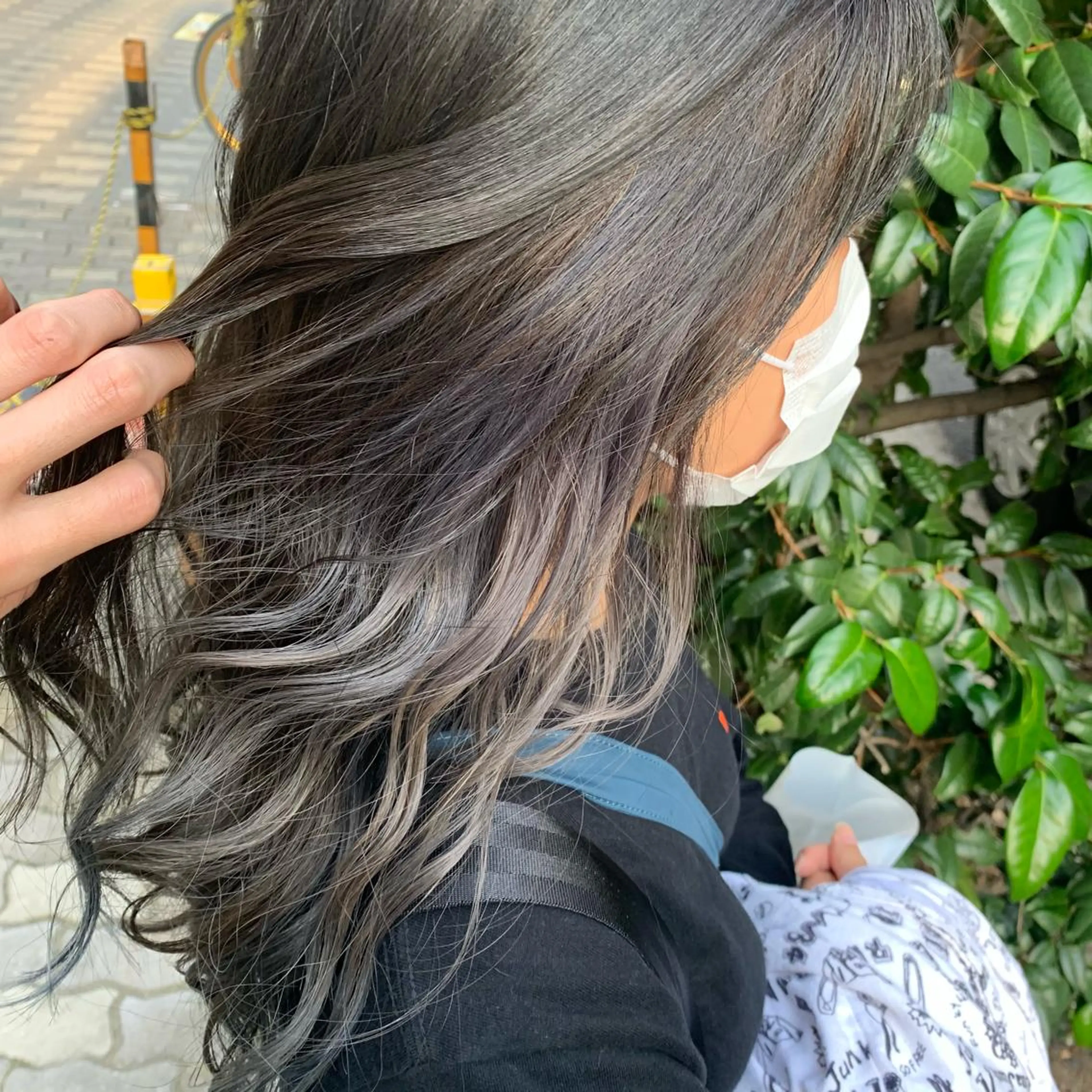 ロング カラー akane .のヘアスタイル