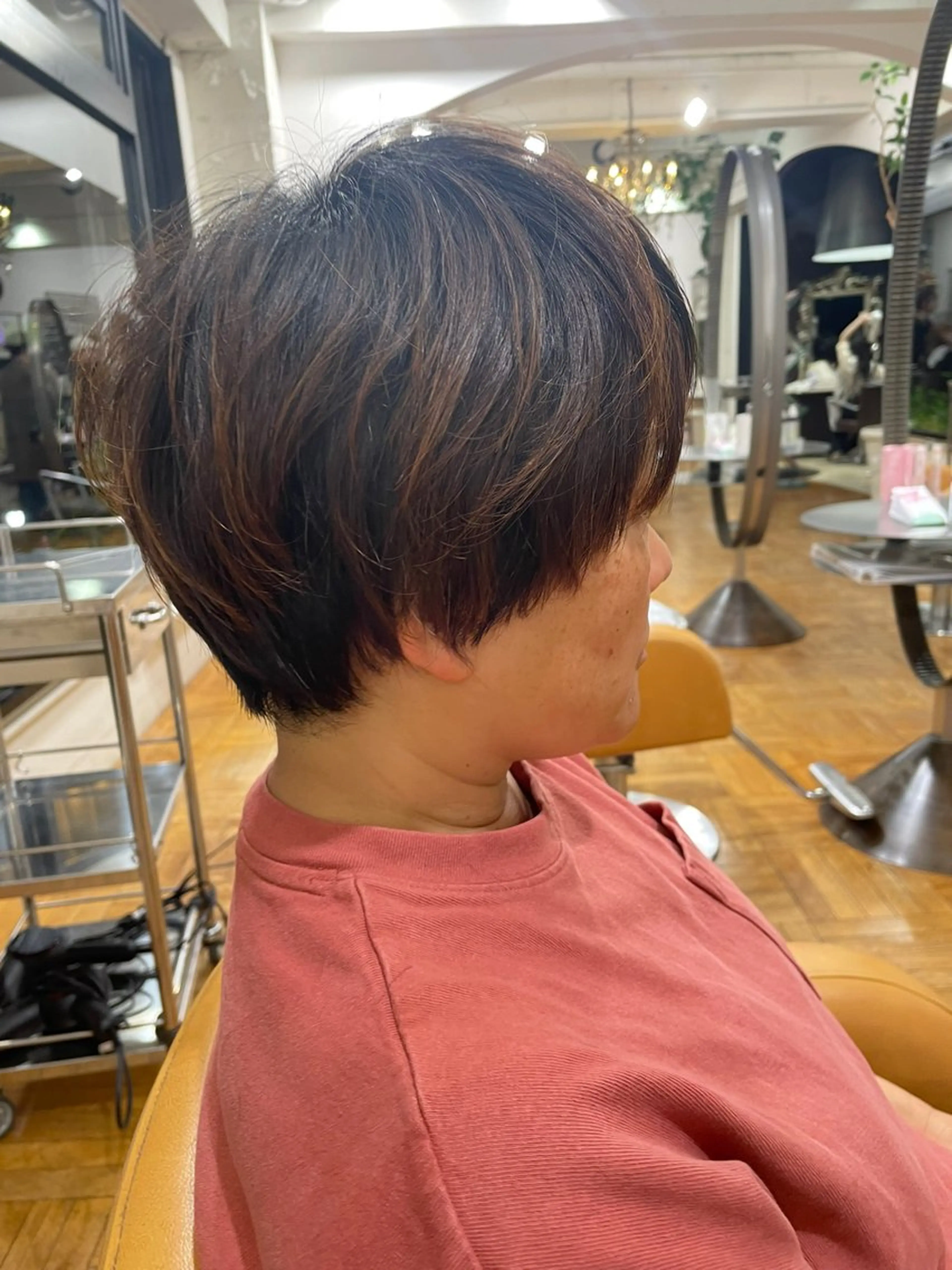 ショート REM所属・渋谷 とまとのヘアスタイル