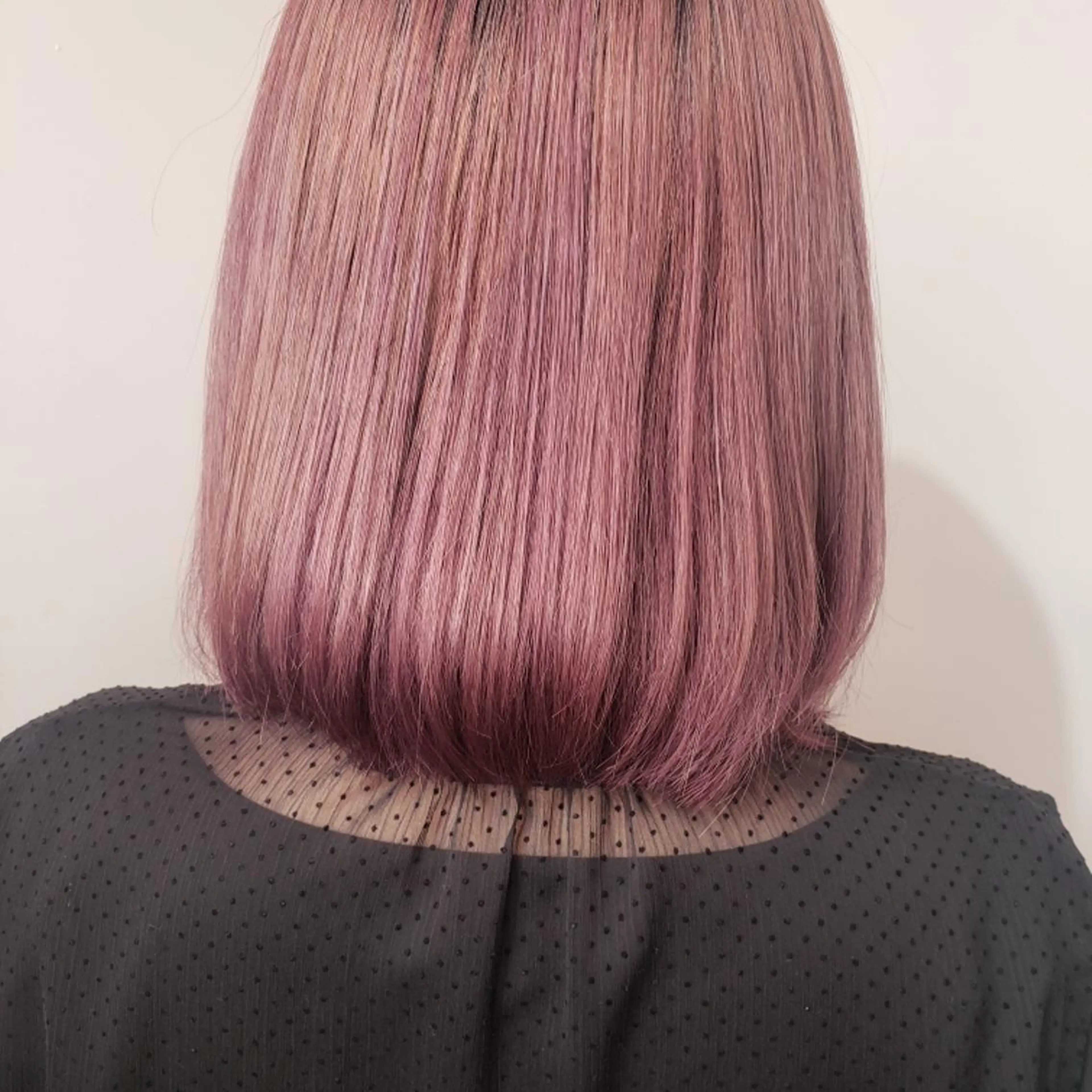 ミディアム カット ヘアカラー トリートメント 🇰🇷透明感×ハイ トーン🌟tomoのヘアスタイル