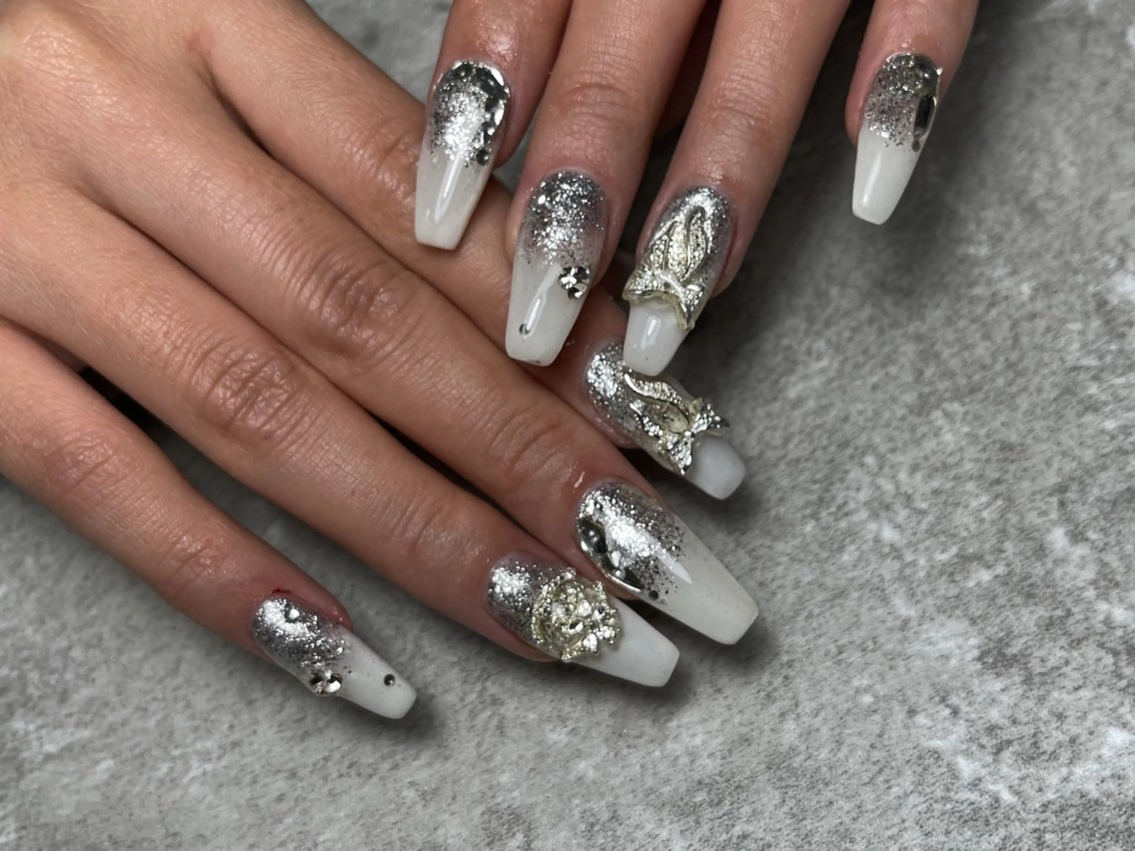 ネイル ハンドネイル ハンドケア nail salon kukuna所属・ワンホン/韓国 nail 大阪アメ村のネイルデザイン