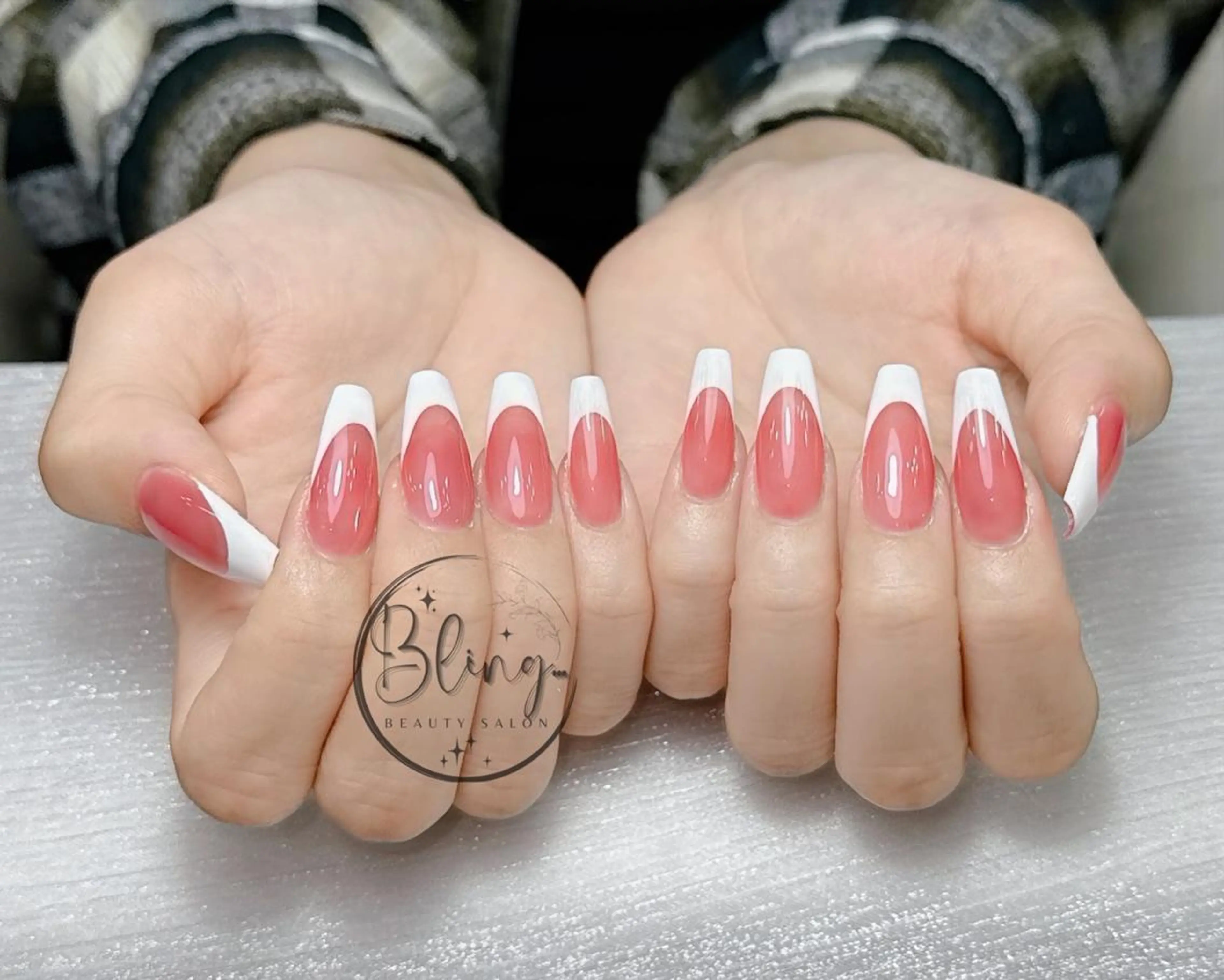 ロング 韓国風ヘア ハンドネイル Bling Salonのネイルデザイン