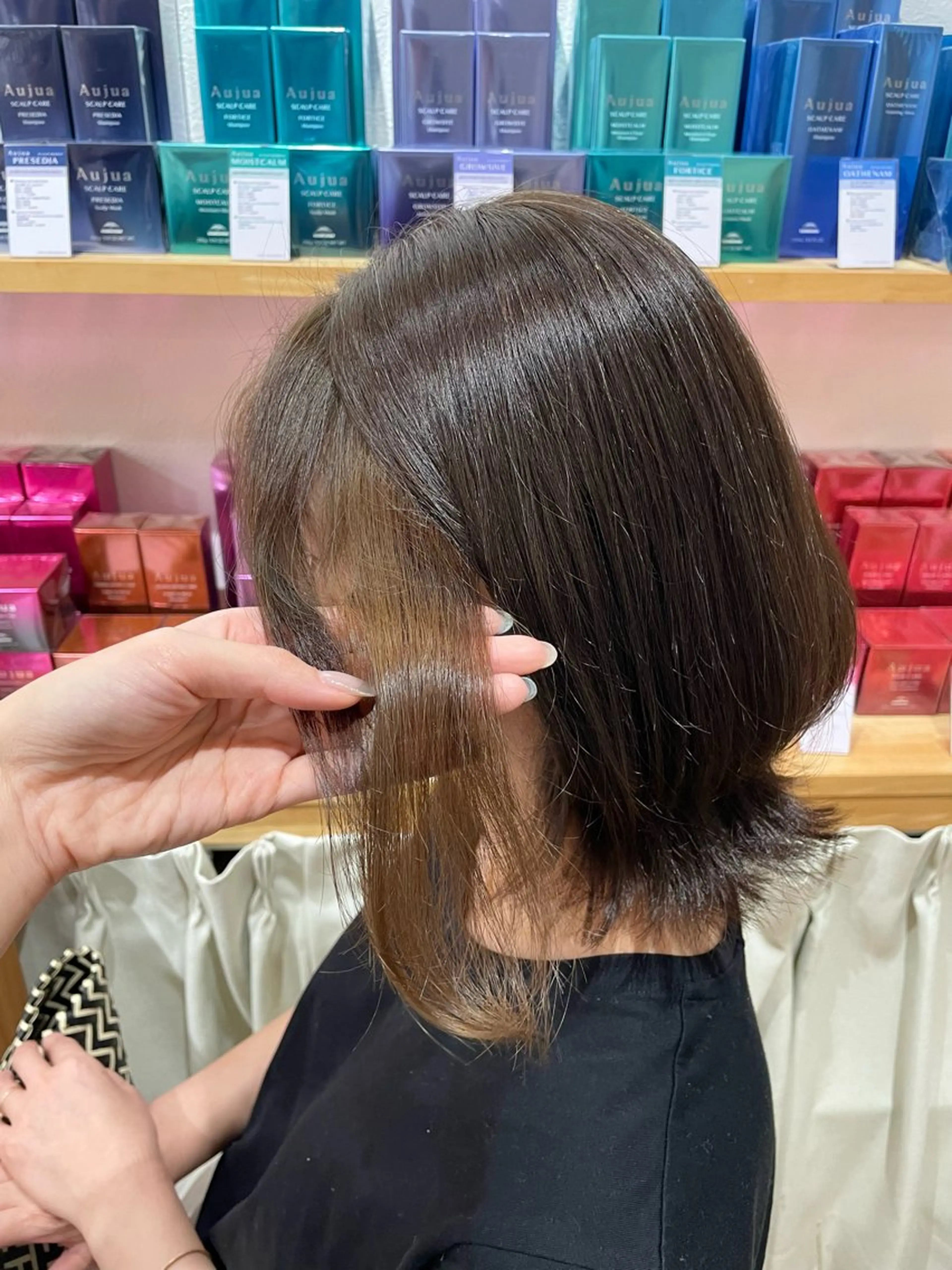 ミディアム カラー ベージュカラー ブリーチ ブリーチなしカラー ヘアカラー merc.谷本 澪のヘアスタイル