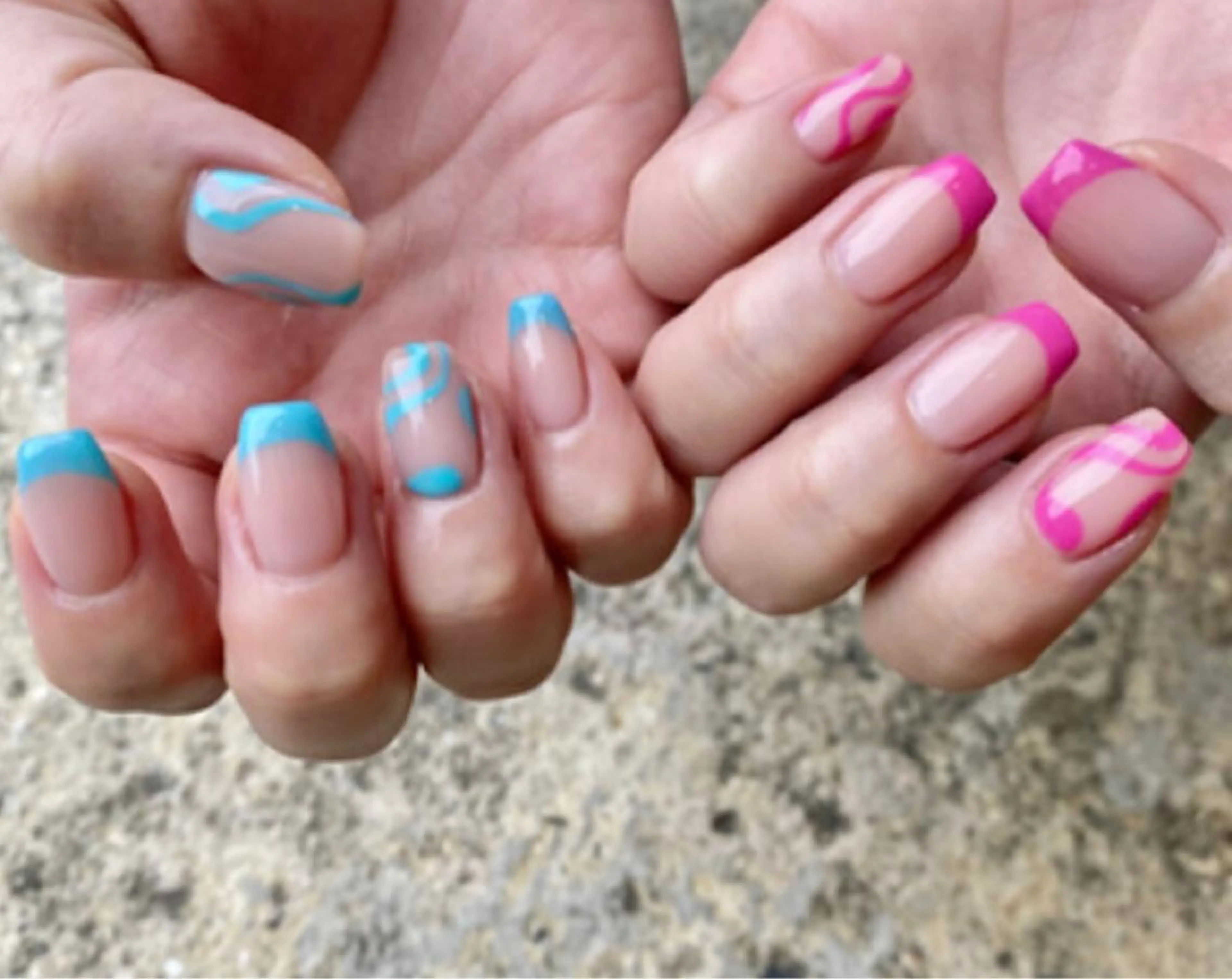 ネイル アートネイル フレンチネイル ジェルネイル マグネットネイル 持ち込み ハンドネイル nailsalon MONICAのネイルデザイン