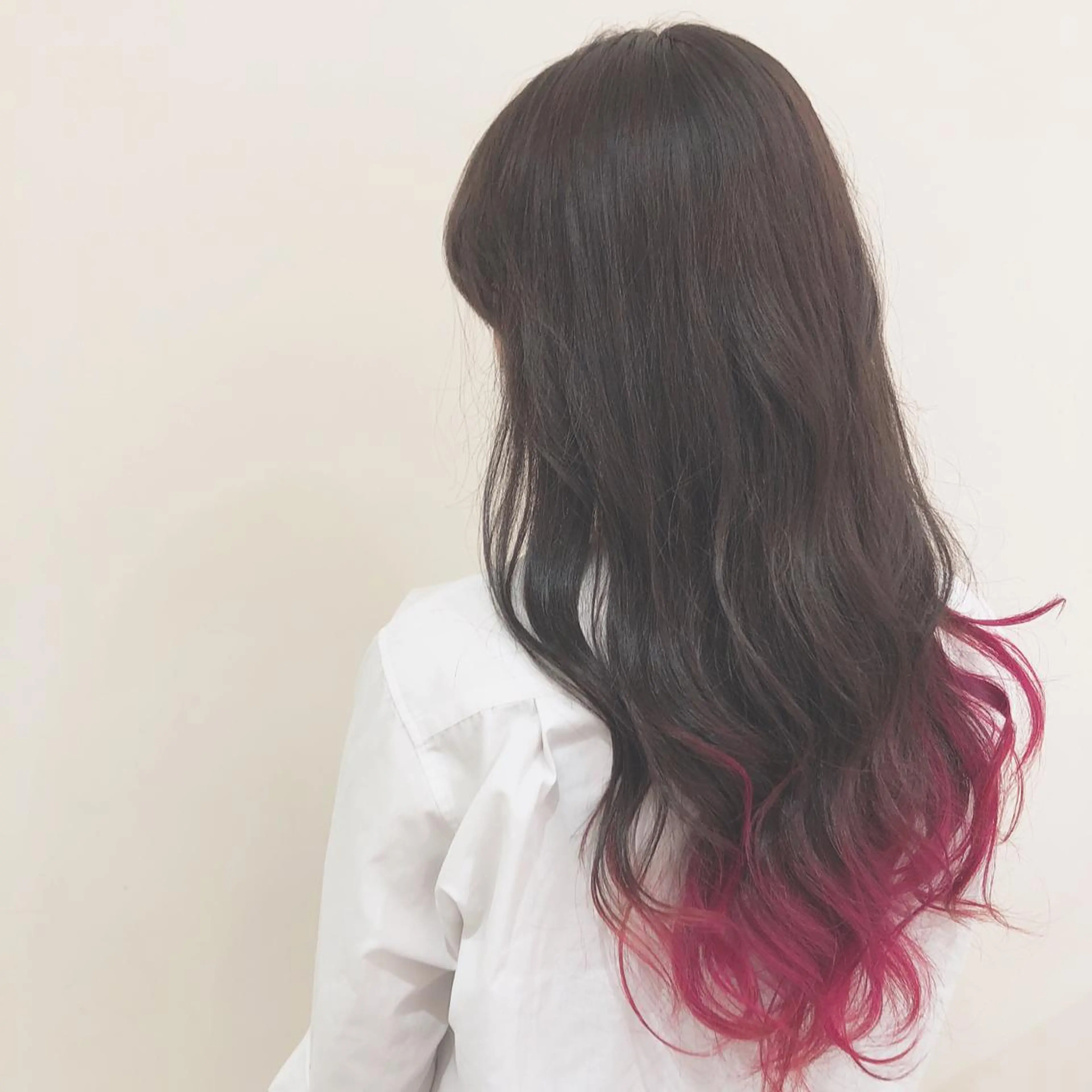 ロング カラー 野村 さなみ✨ぱっつんボブのヘアスタイル