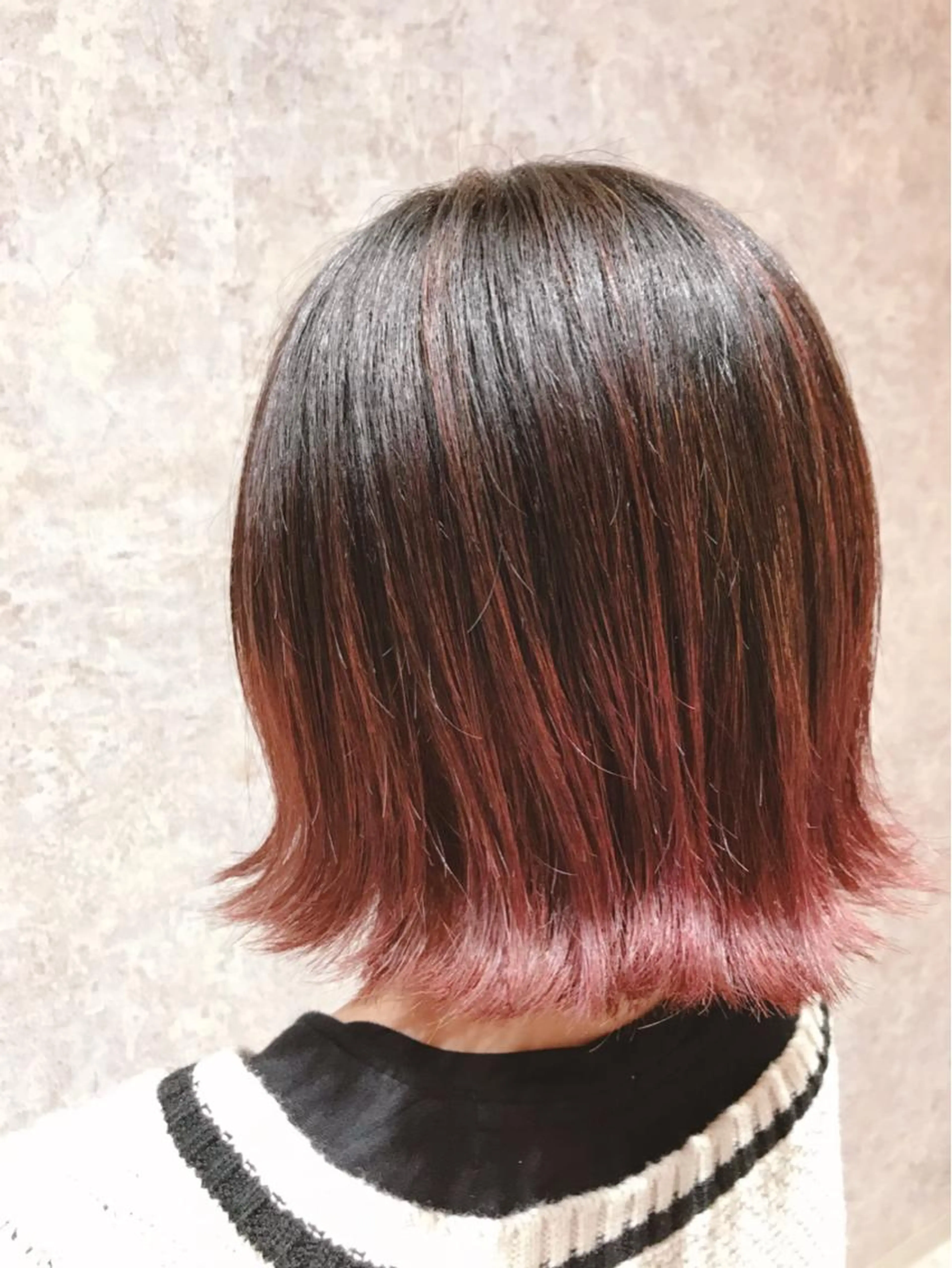 毛先のみグラデーションカラー(ブリーチ＆カラー)＆トリートメントの写真