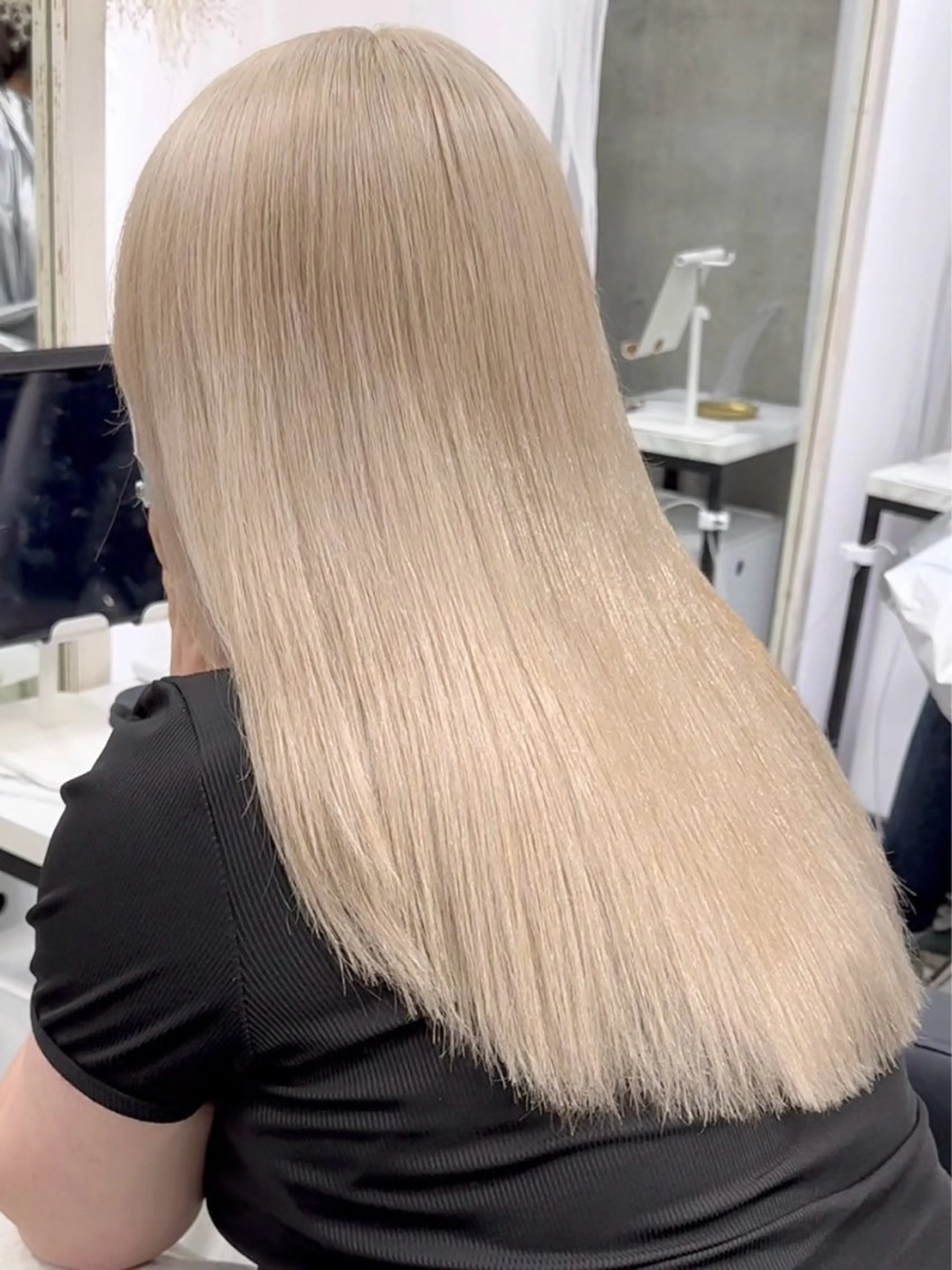 ロング カラー ブリーチ ダブルカラー ハイライトカラー ハイトーンカラー イルミナカラー ヘアカラー XELM/ハイトーン /高崎/RUIのヘアスタイル