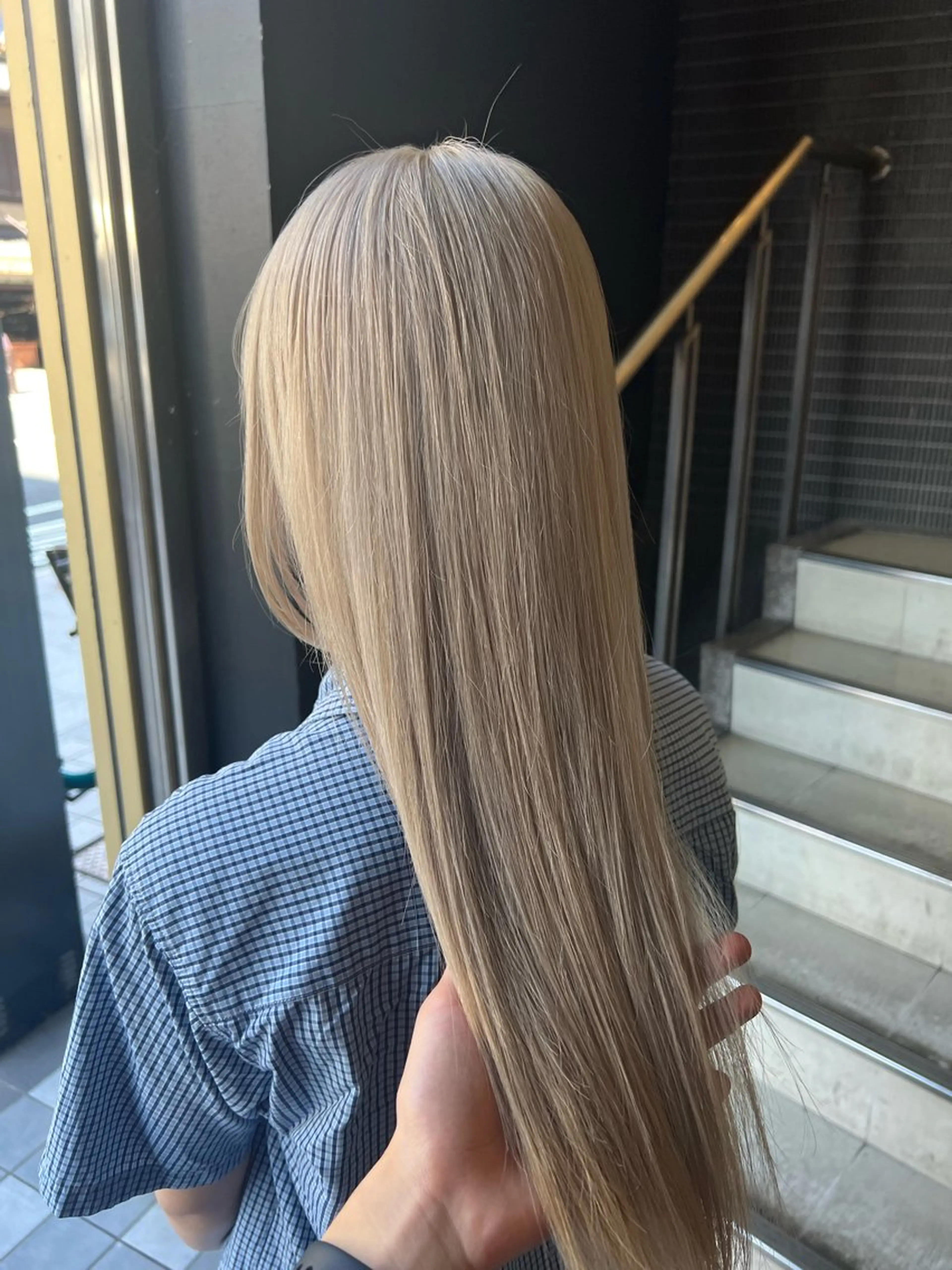 ロング カラー ヘアカラー ハイトーンカラー 坂本 翼のヘアスタイル