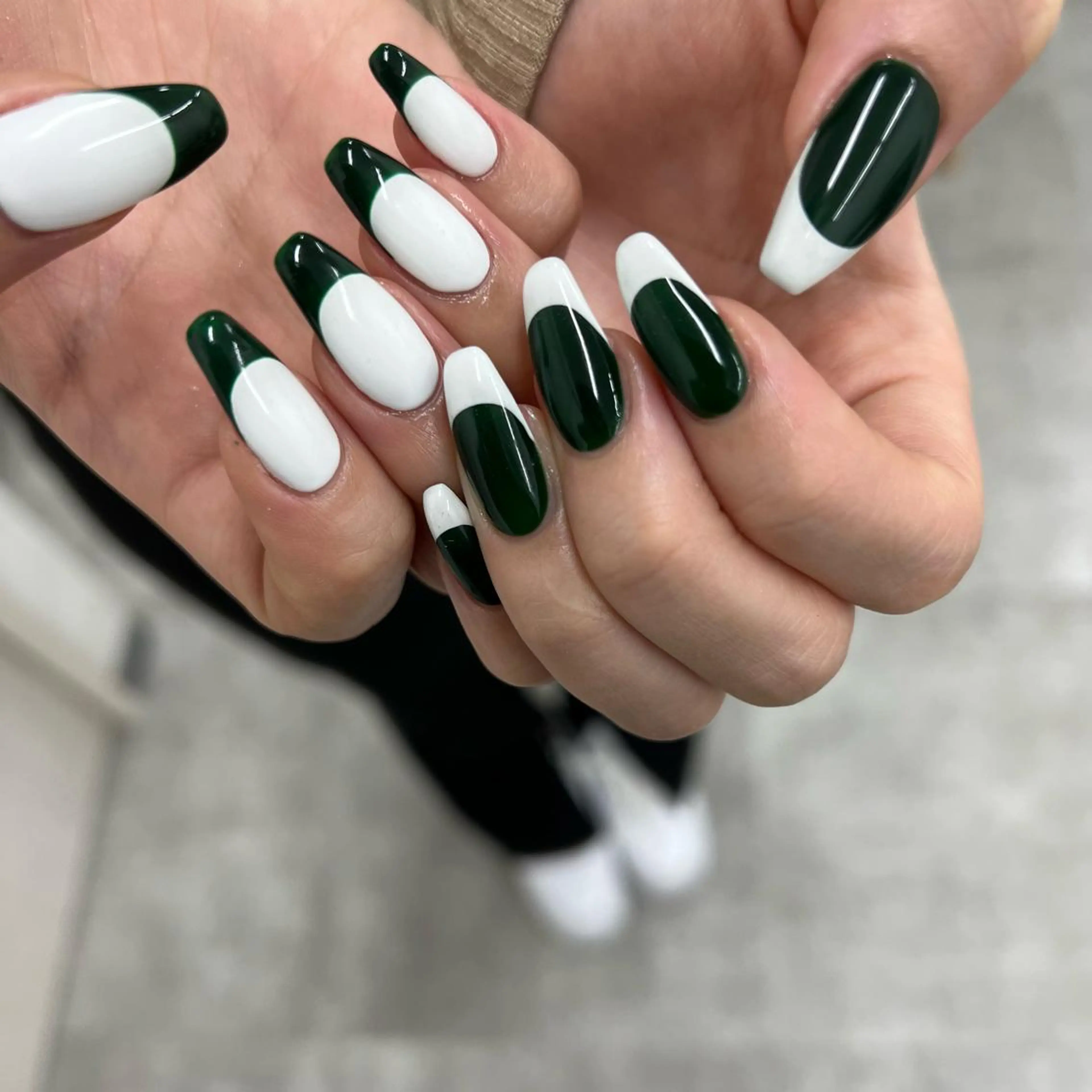 ネイル _white 上本町店のネイルデザイン