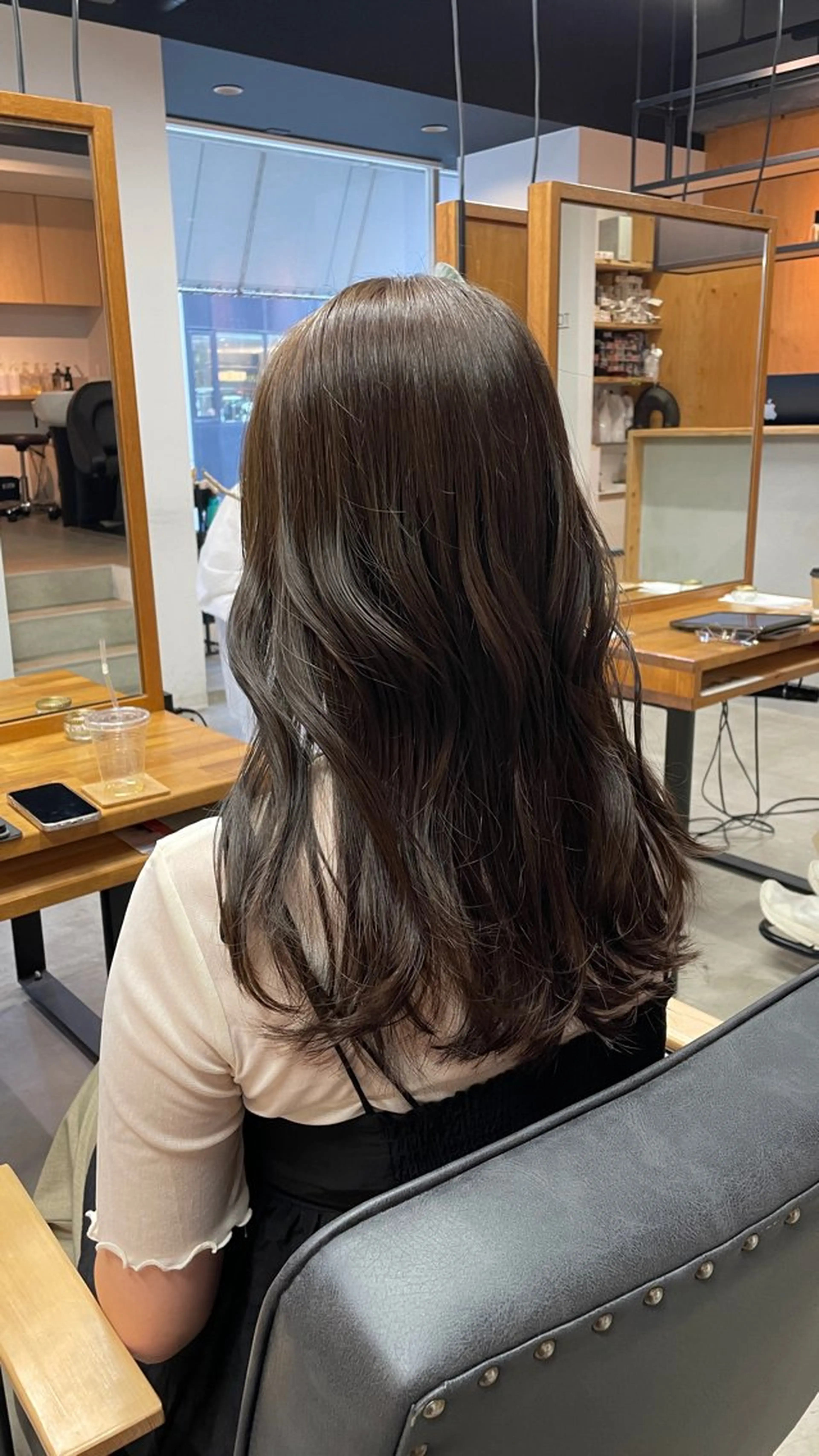 ロング カラー アッシュ アッシュブラウン ブラウンカラー 透明感カラー オレンジ カット ヘアカラー トリートメント 韓国風/レイヤー/ note アヤナのヘアスタイル