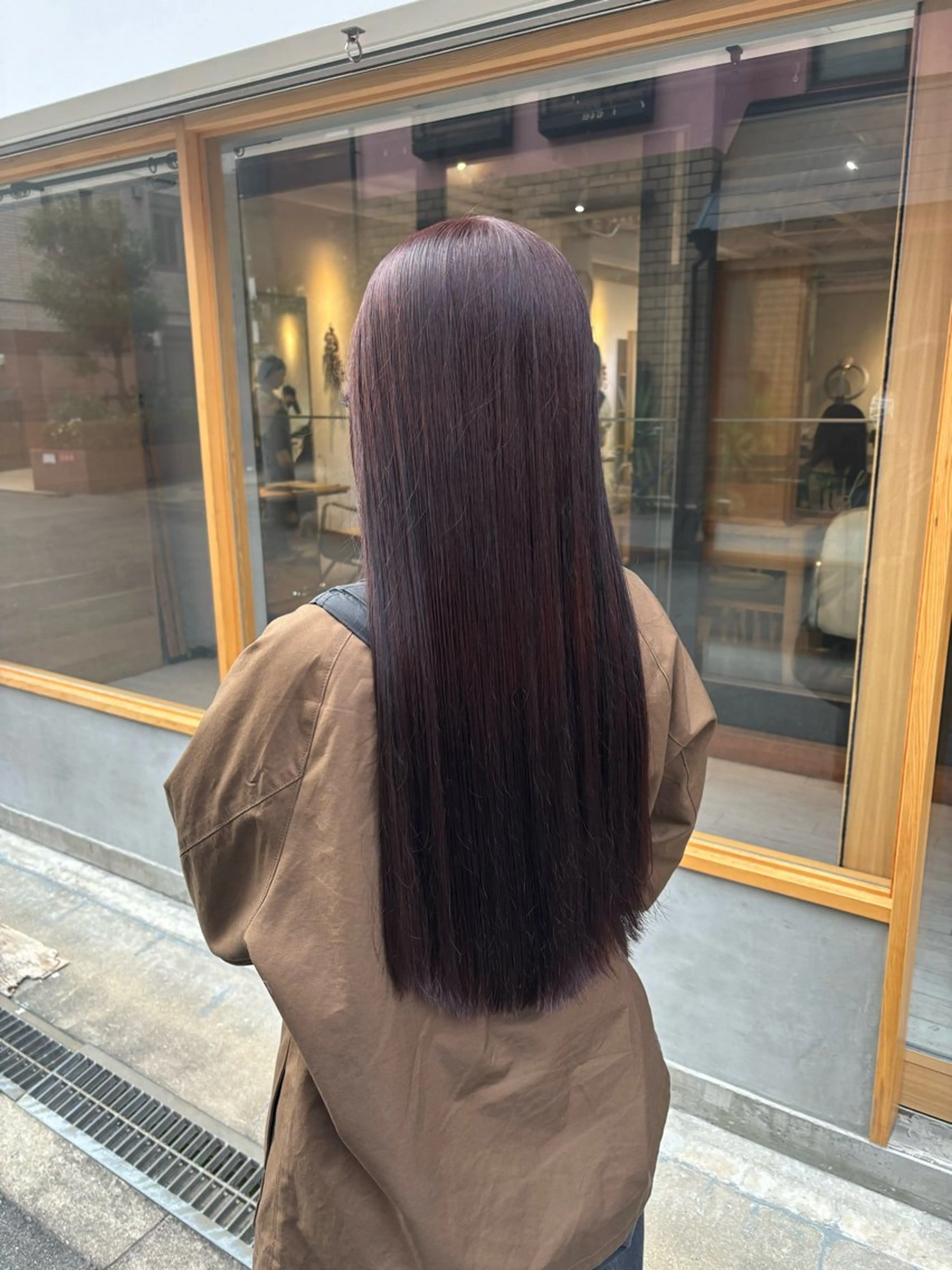 ロング カラー アッシュ ラベンダーカラー ピンクカラー カット ヘアカラー トリートメント newi 京橋 【yuuki】のヘアスタイル