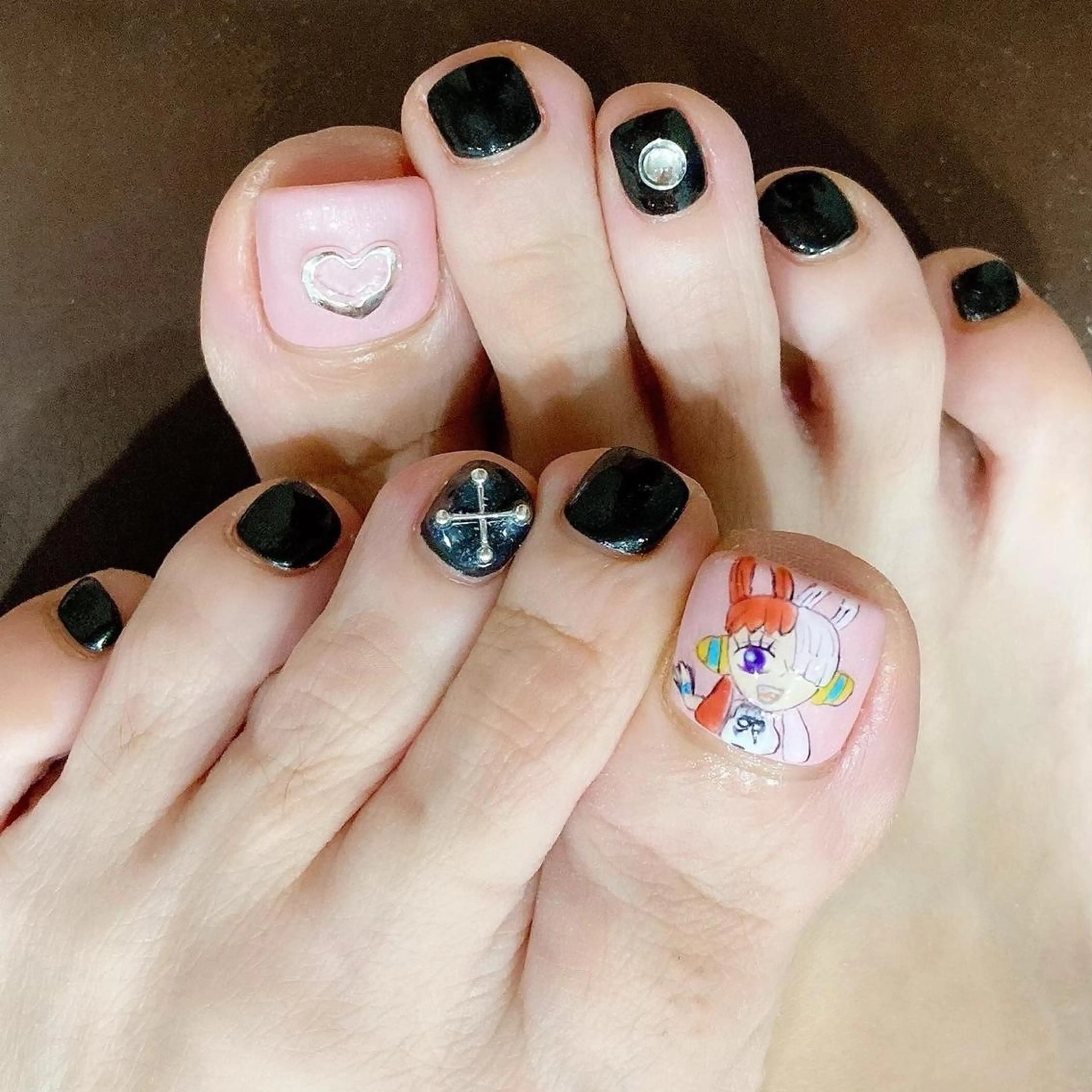 ネイル フットネイル ジェルネイル ハート パラジェル 夏ネイル Salon Ｋのネイルデザイン