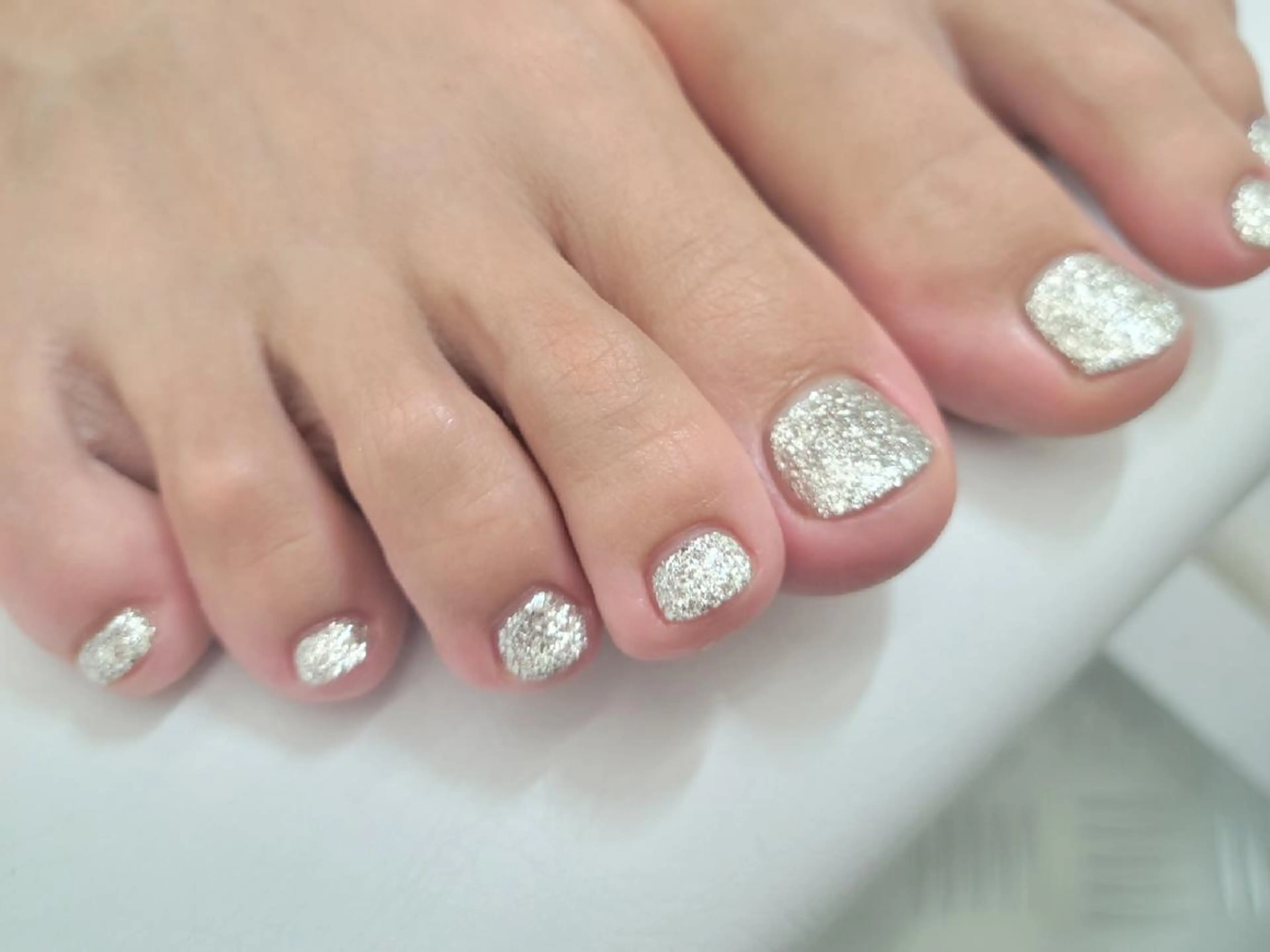 ネイル フットネイル ジェルネイル ワンカラーネイル パラジェル WHITELY みどりのネイルデザイン