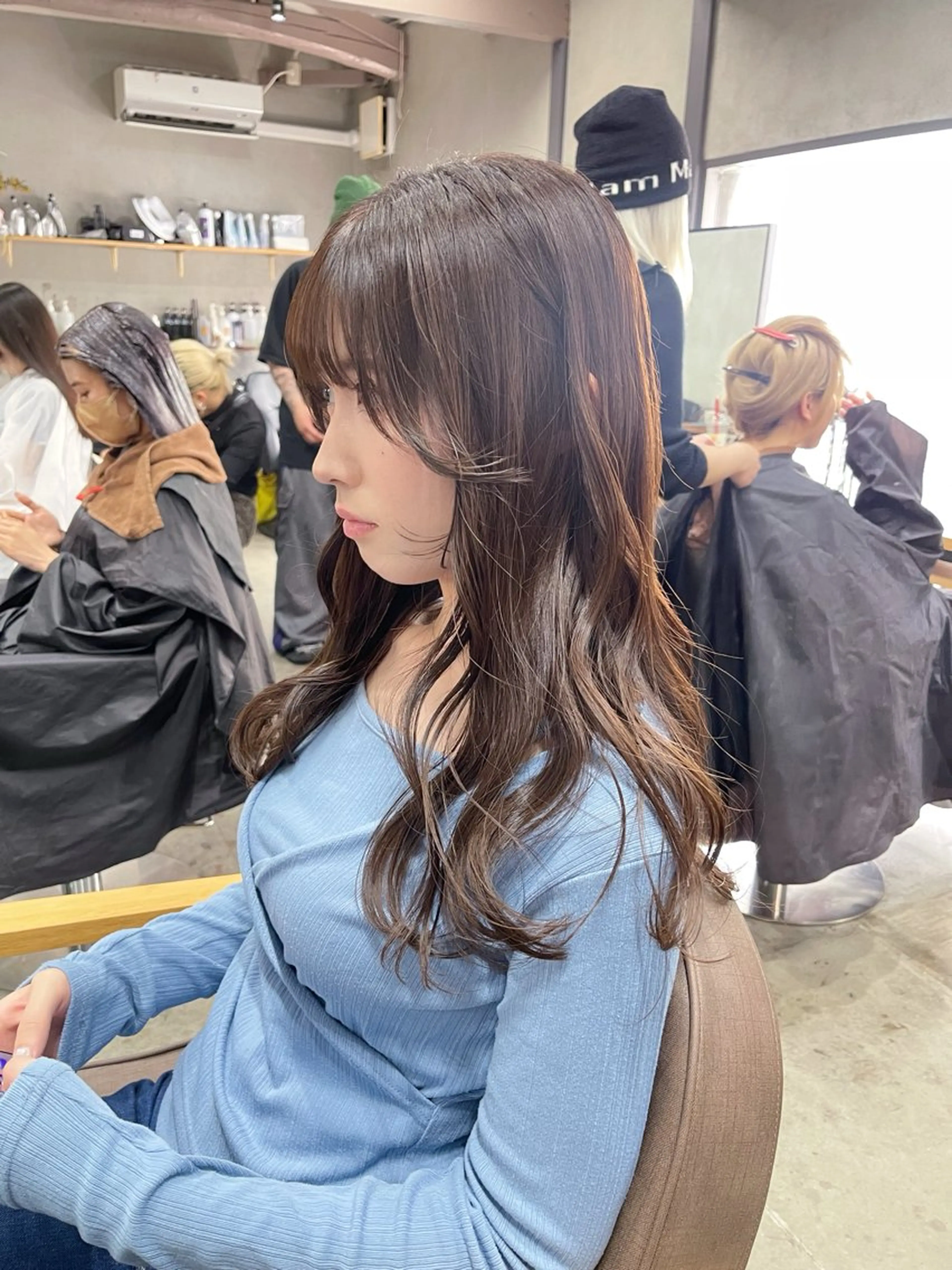 セミロング カラー ベージュカラー レイヤーカット カット ヘアカラー トリートメント AiM 大名　似合わせカットのヘアスタイル