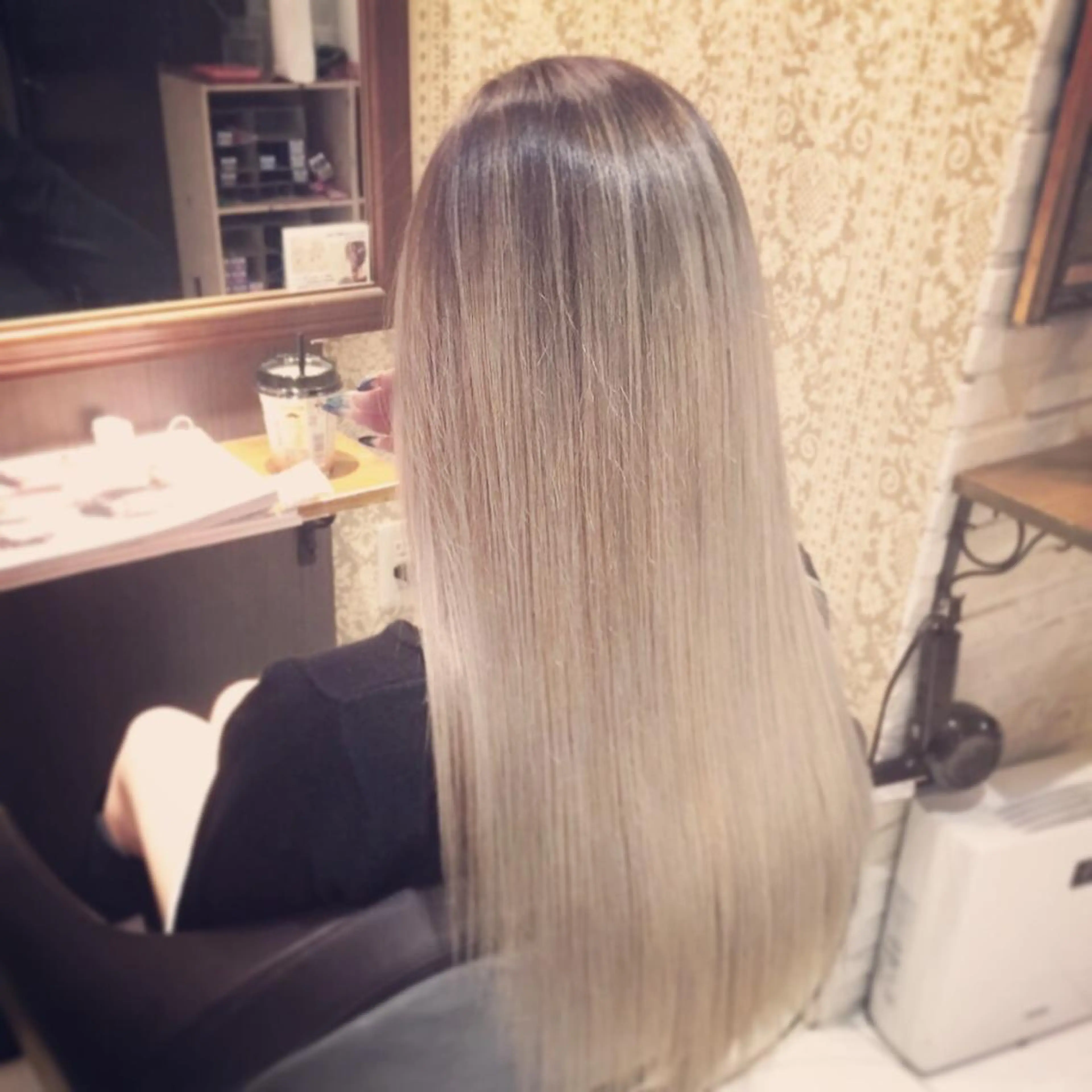 ロング カラー バレイヤージュ レイヤーカット kazufumi ..のヘアスタイル