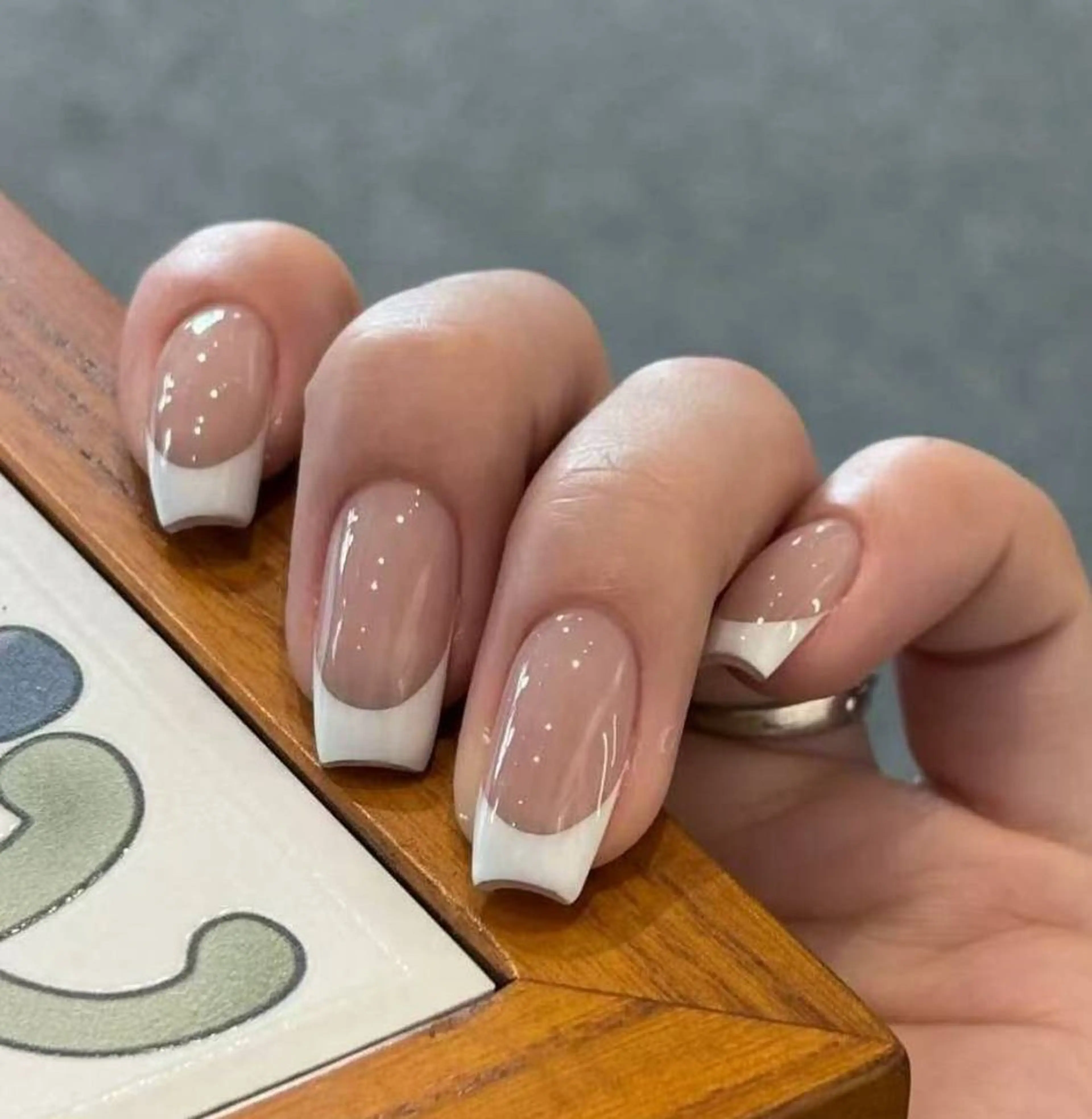 ネイル オーロラネイル フラワーネイル フットネイル フレンチネイル ジェルネイル ハンドネイル BabyYouMi ねねのネイルデザイン