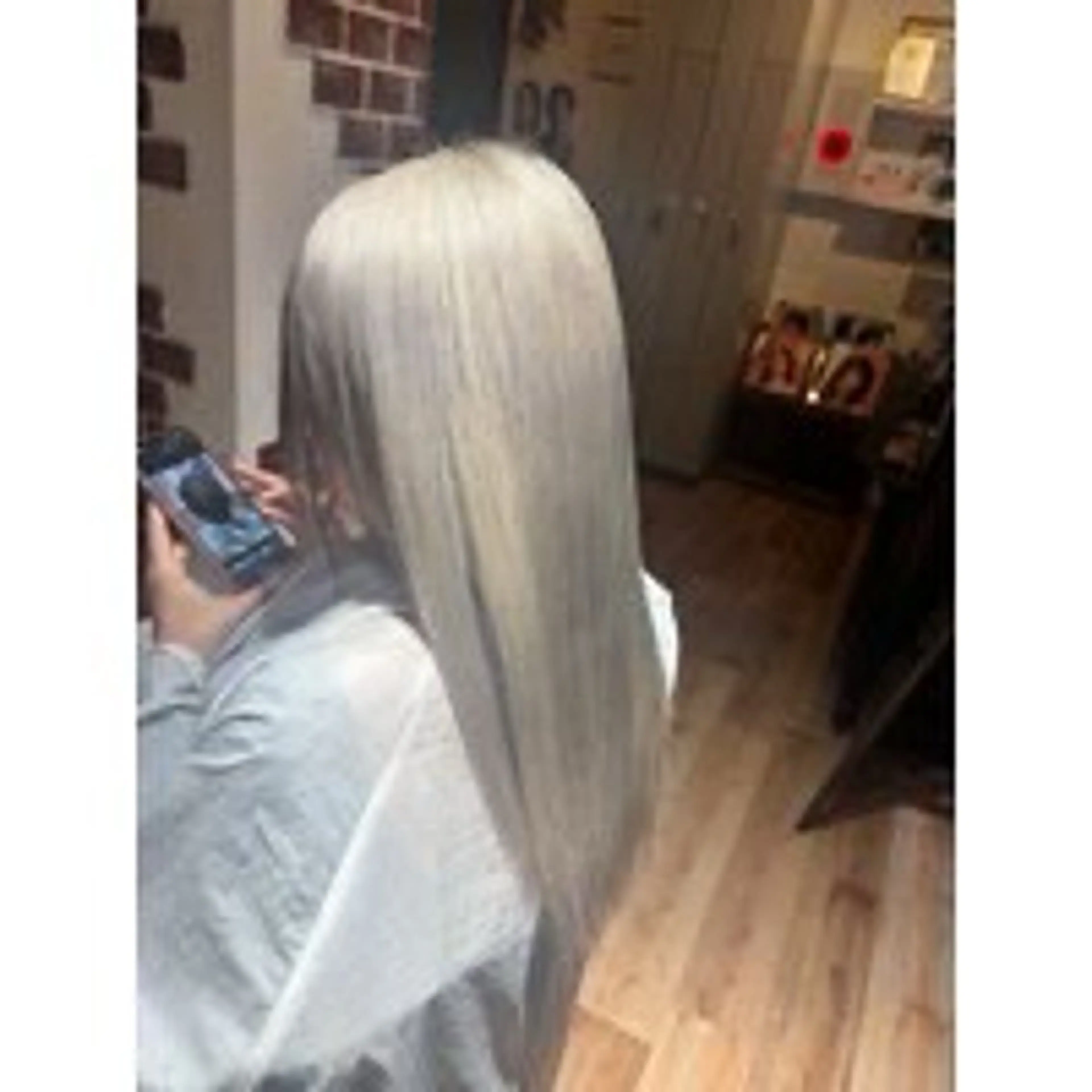 カラー 巽 愛夏のヘアスタイル