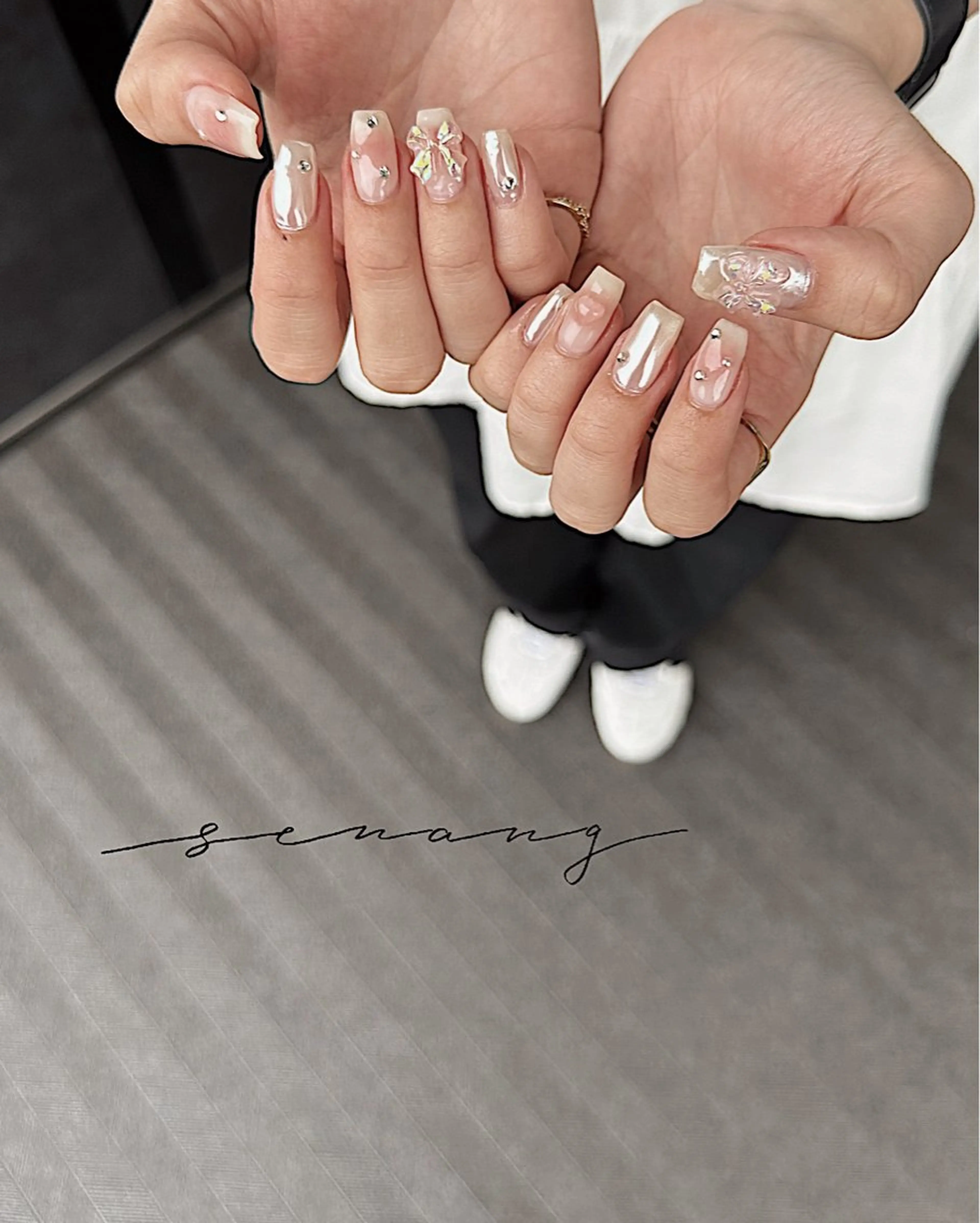 ネイル チークネイル ワンホンネイル ハンドネイル senang所属・senang nailのネイルデザイン