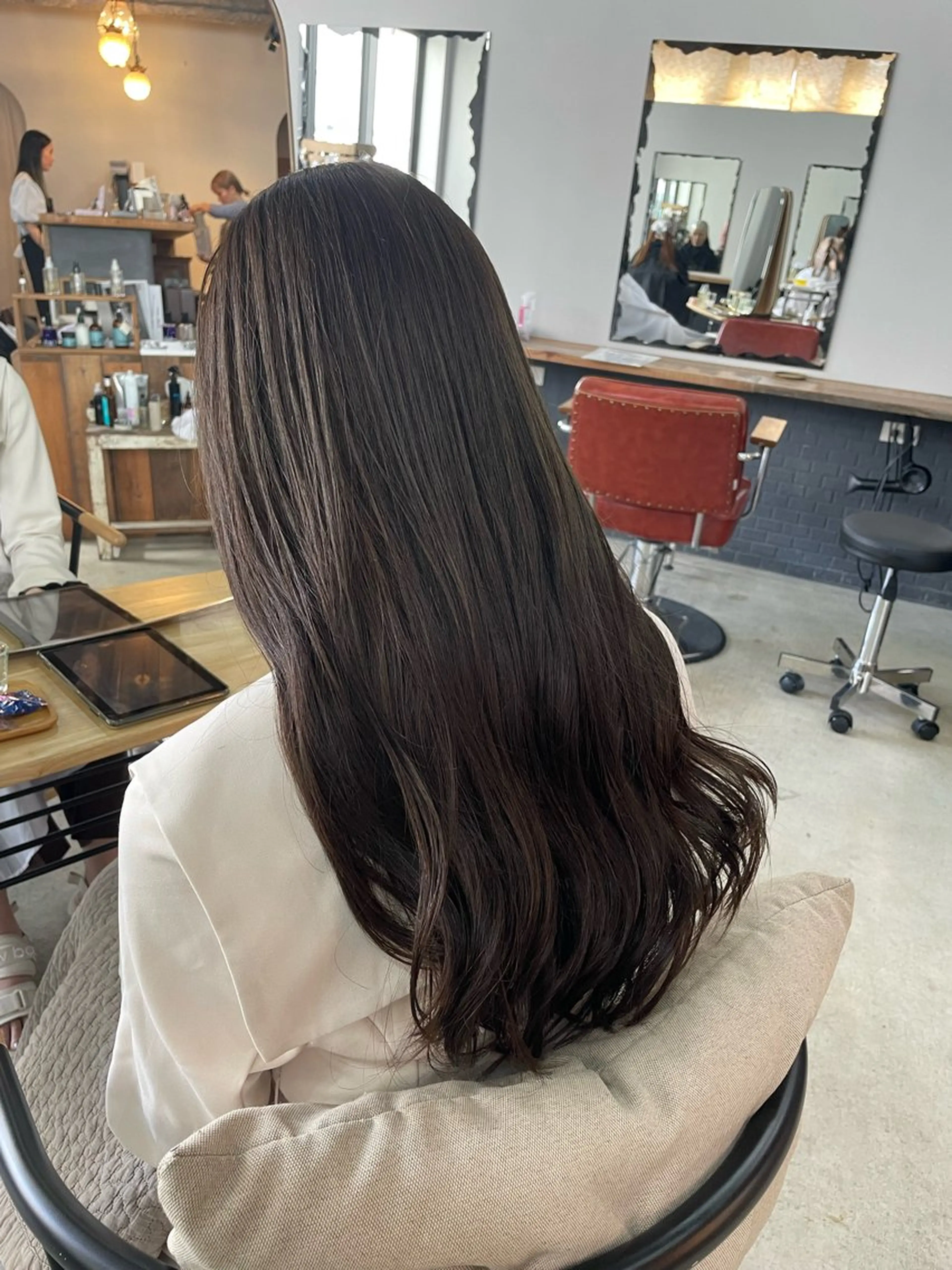 カラー グレージュ オリーブグレージュ オリーブグレー loty hair design所属・Juri メンズカットパーマのヘアスタイル
