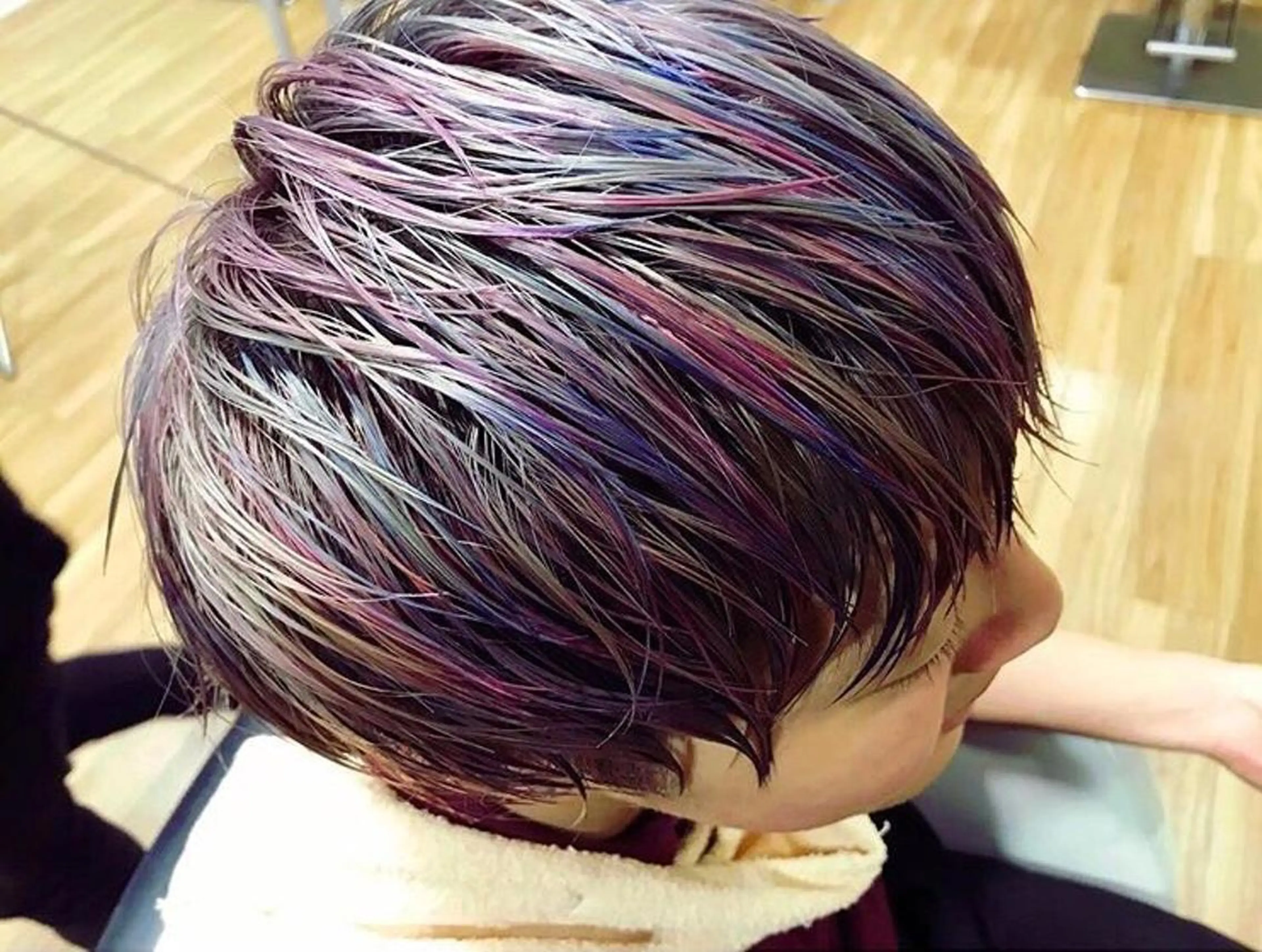 ショート カラー ユニコーンカラー 札幌韓国メンズ 🇰🇷YUITOのヘアスタイル