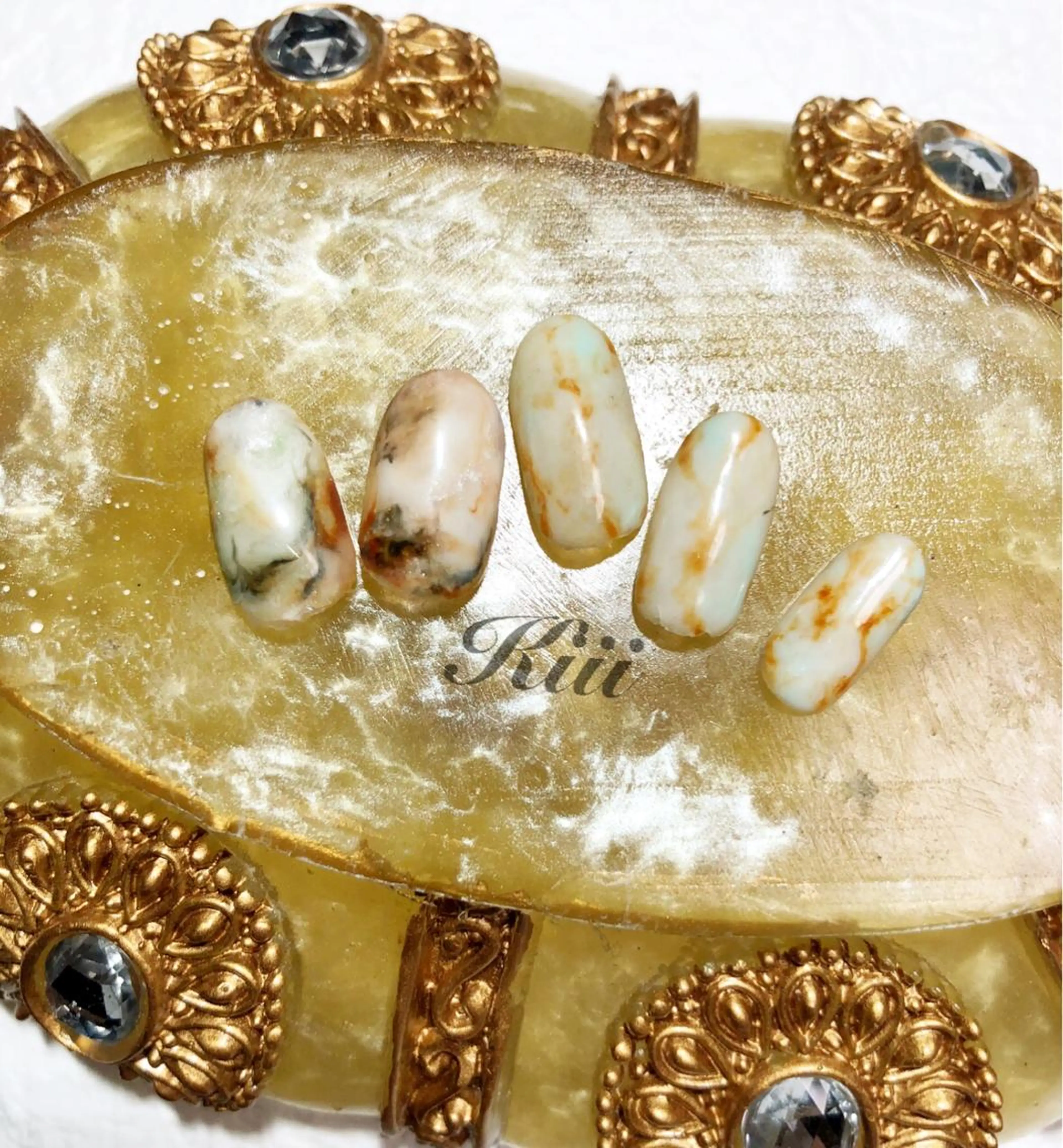 ネイル 大理石ネイル(マーブル) ハンドネイル フットネイル kiii.__ ✴︎*のネイルデザイン