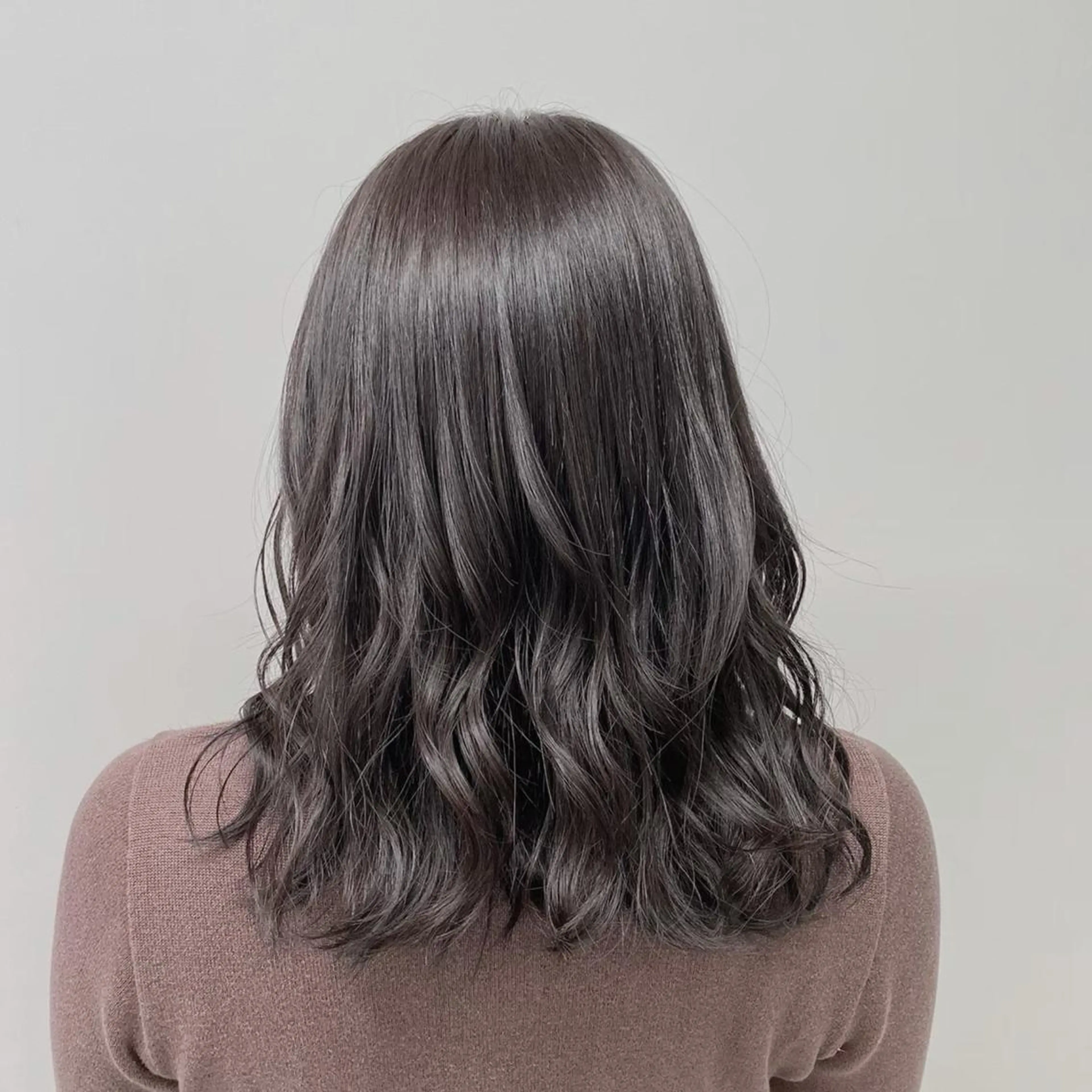 ミディアム ブリーチ✖️ 縮毛LANDのヘアスタイル