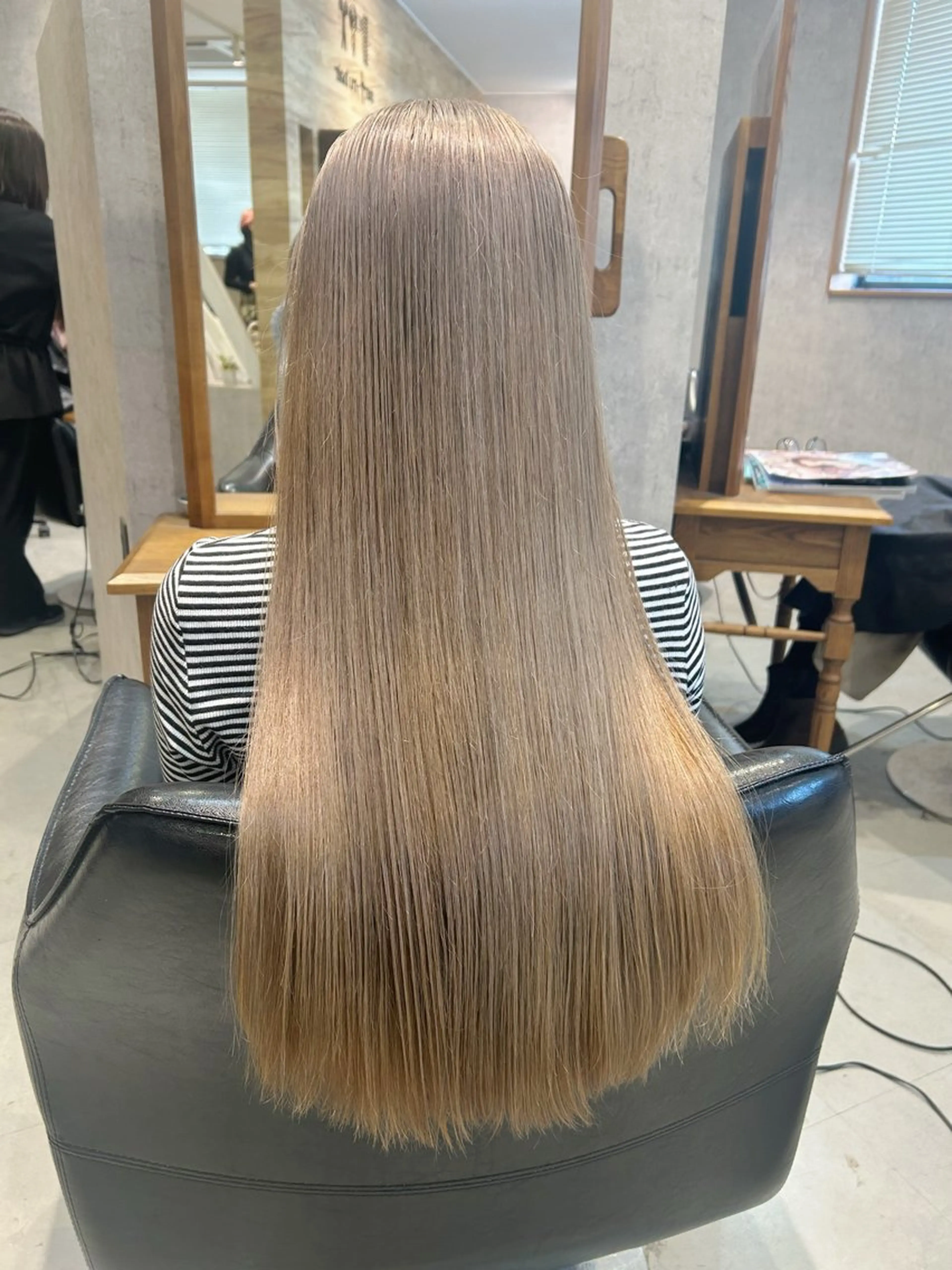 ロング カラー suri-ru hair【スリールヘアー】所属・FURUSAWA AOIのヘアスタイル