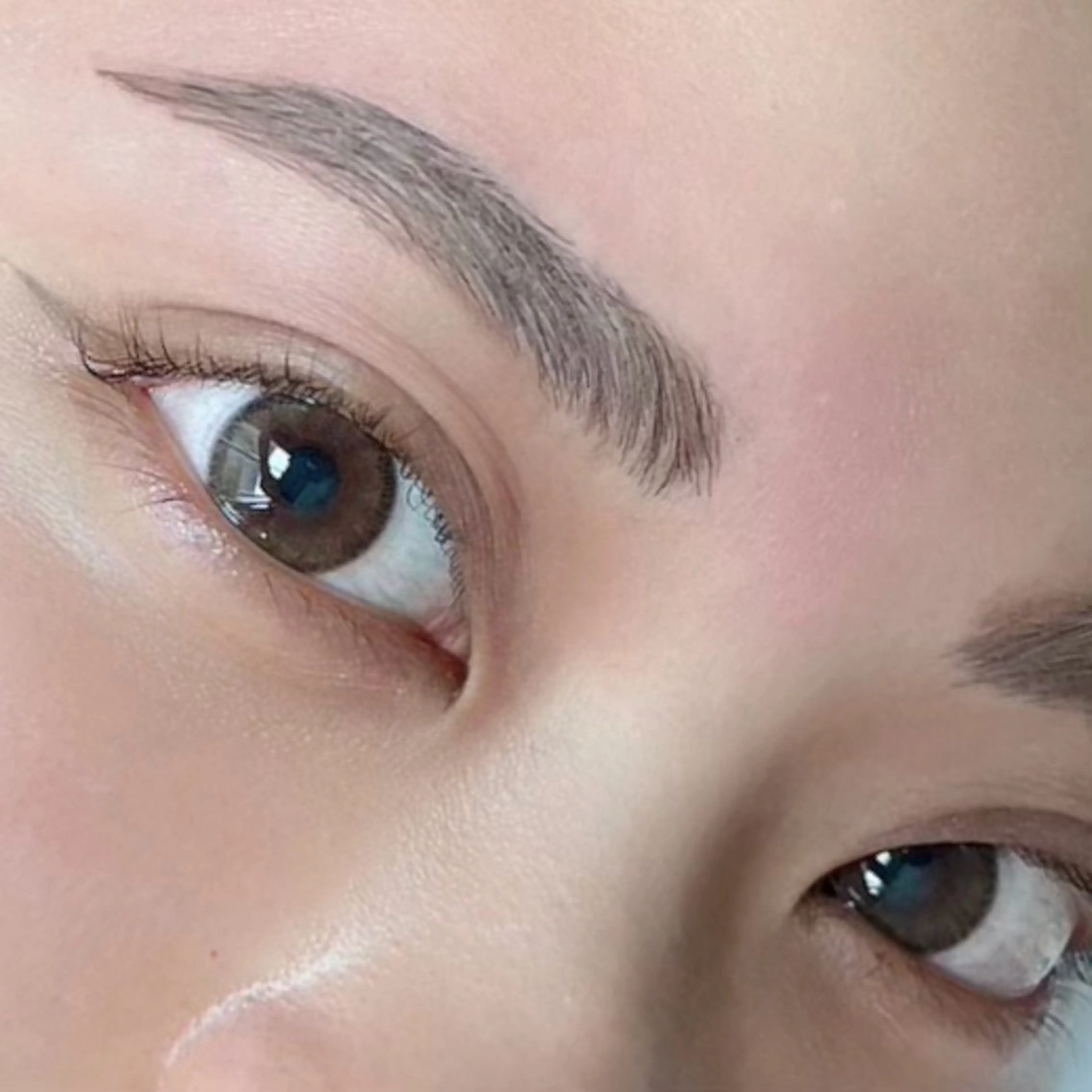 マツエク・マツパ アイブロウ ハリウッドブロウリフト HUR-RAH所属・HUR-RAH Haruyoのマツエク・マツパデザイン