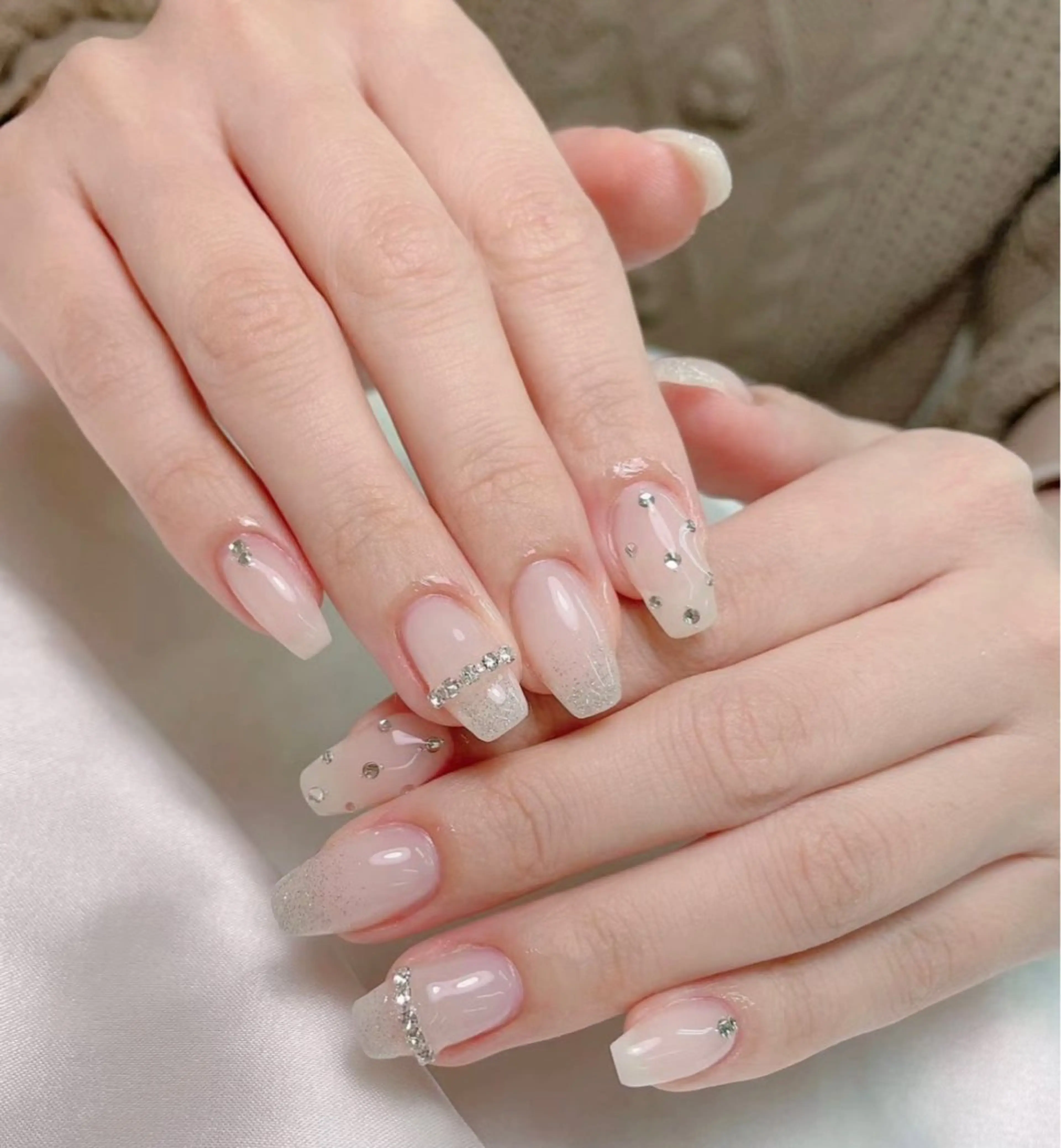 ネイル Miouミオン ネイルサロンのネイルデザイン