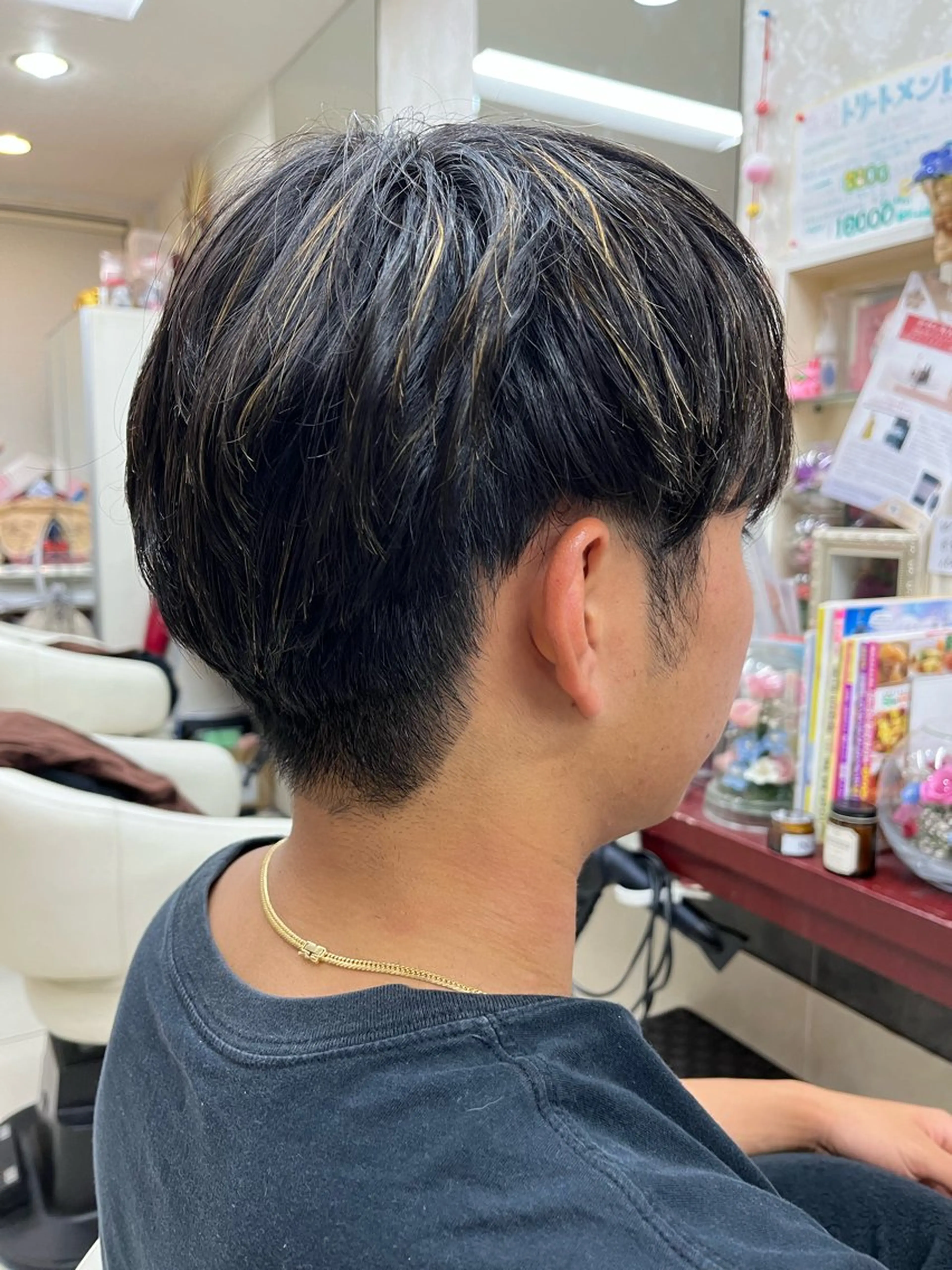 ショート マッシュヘア 縮毛矯正専門店　美容室ハース所属・ウィリアム シュウのヘアスタイル