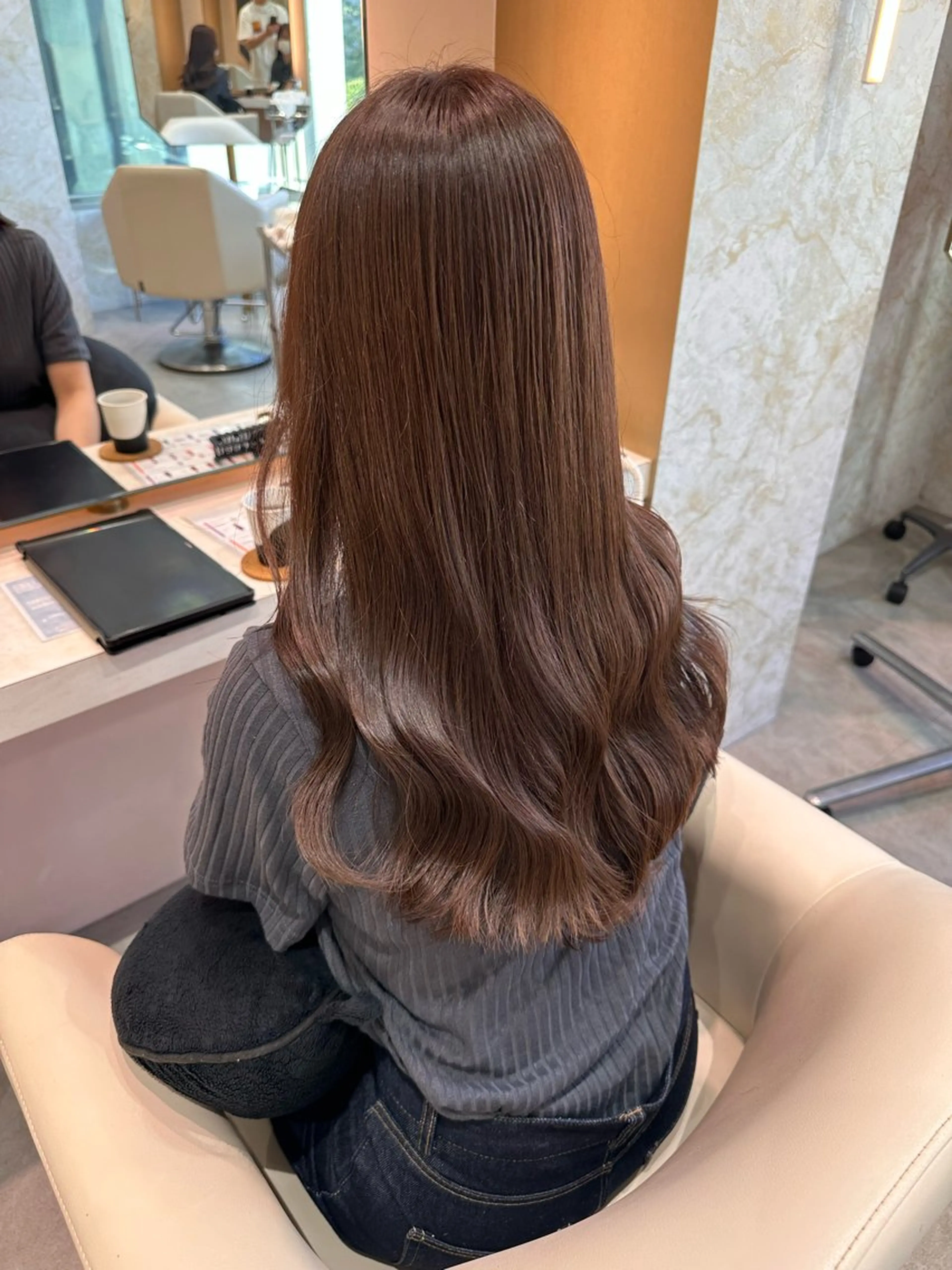 ミディアム La fith hair rond 立川店所属・kyosuke 透明感カラーのヘアスタイル