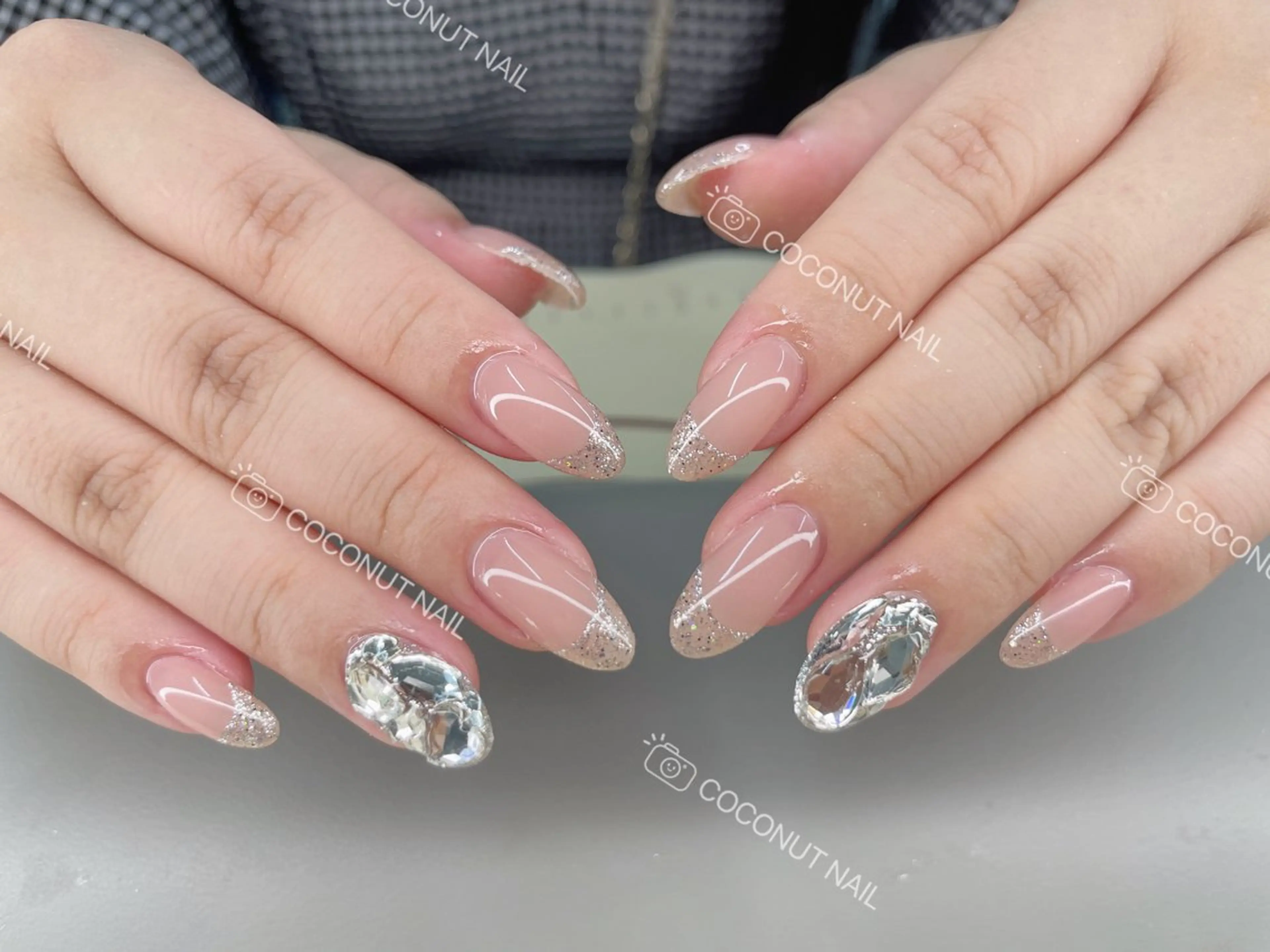 ネイル ハンドネイル 神田 ココナッツのネイルデザイン