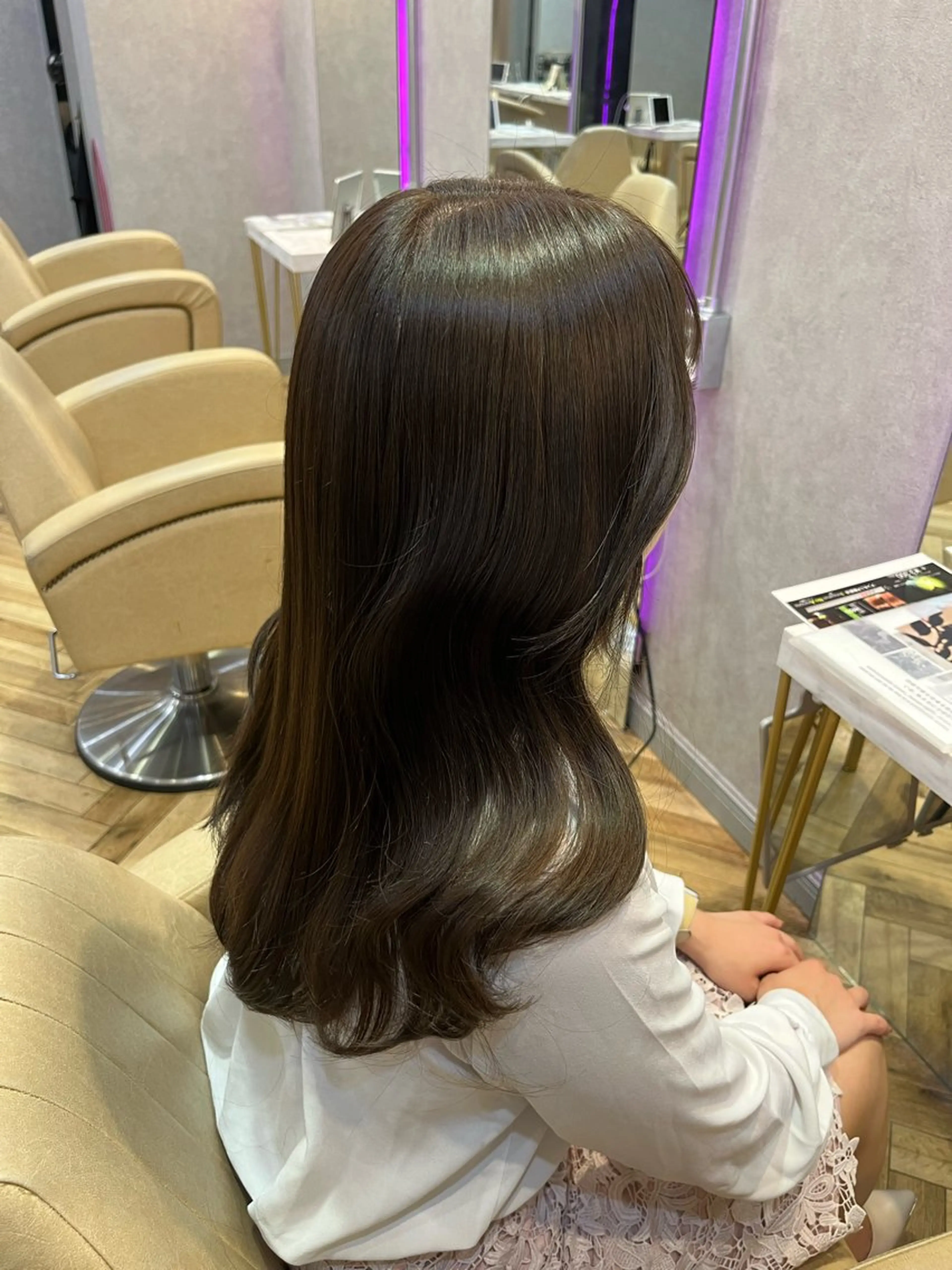 セミロング 韓国🎀レイヤー/艶 髪/縮毛矯正/ユリナのヘアスタイル