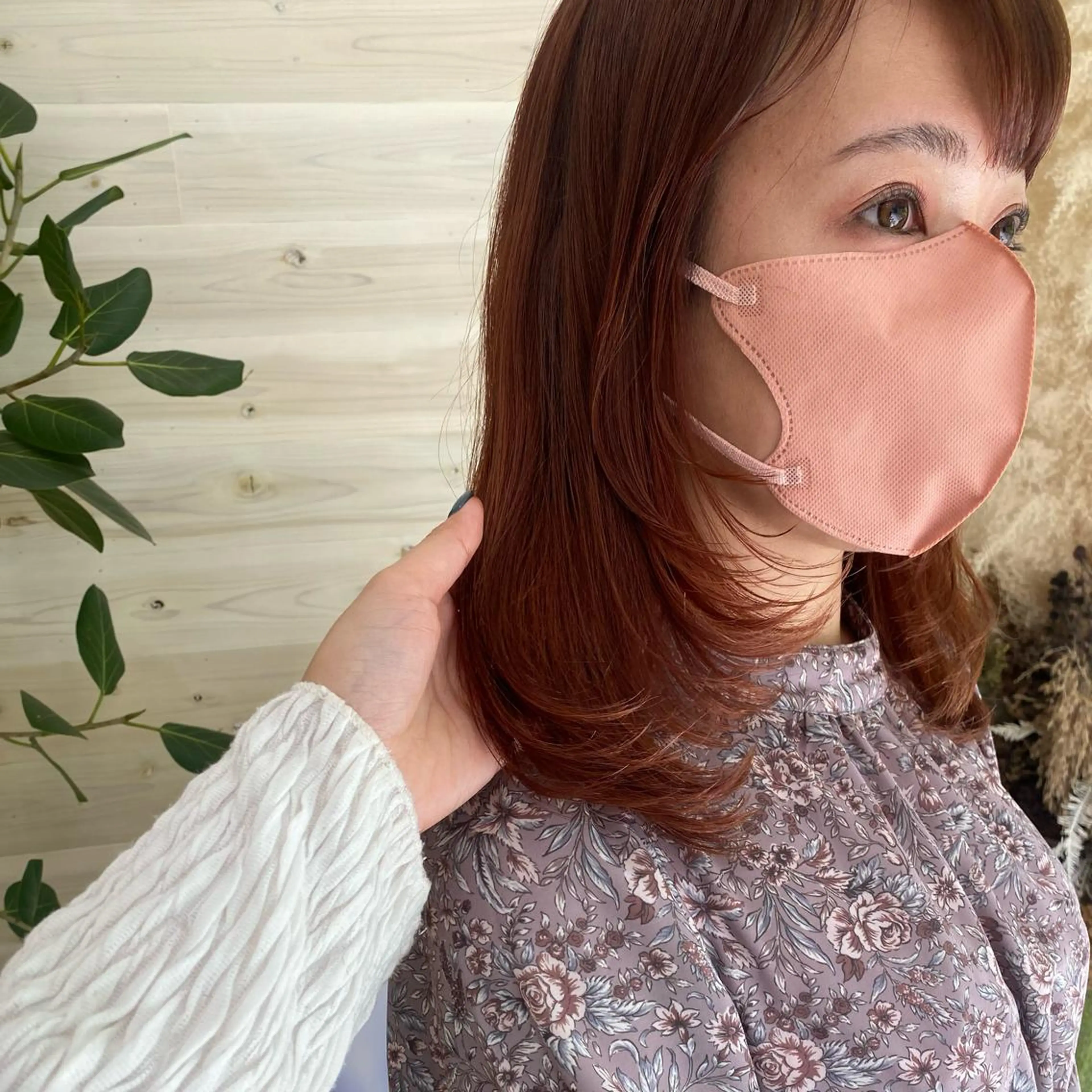 ミディアム カラー ミディアムレイヤー ブラウンカラー レイヤーカット 韓国ヘア／艶カラー minamiのヘアスタイル