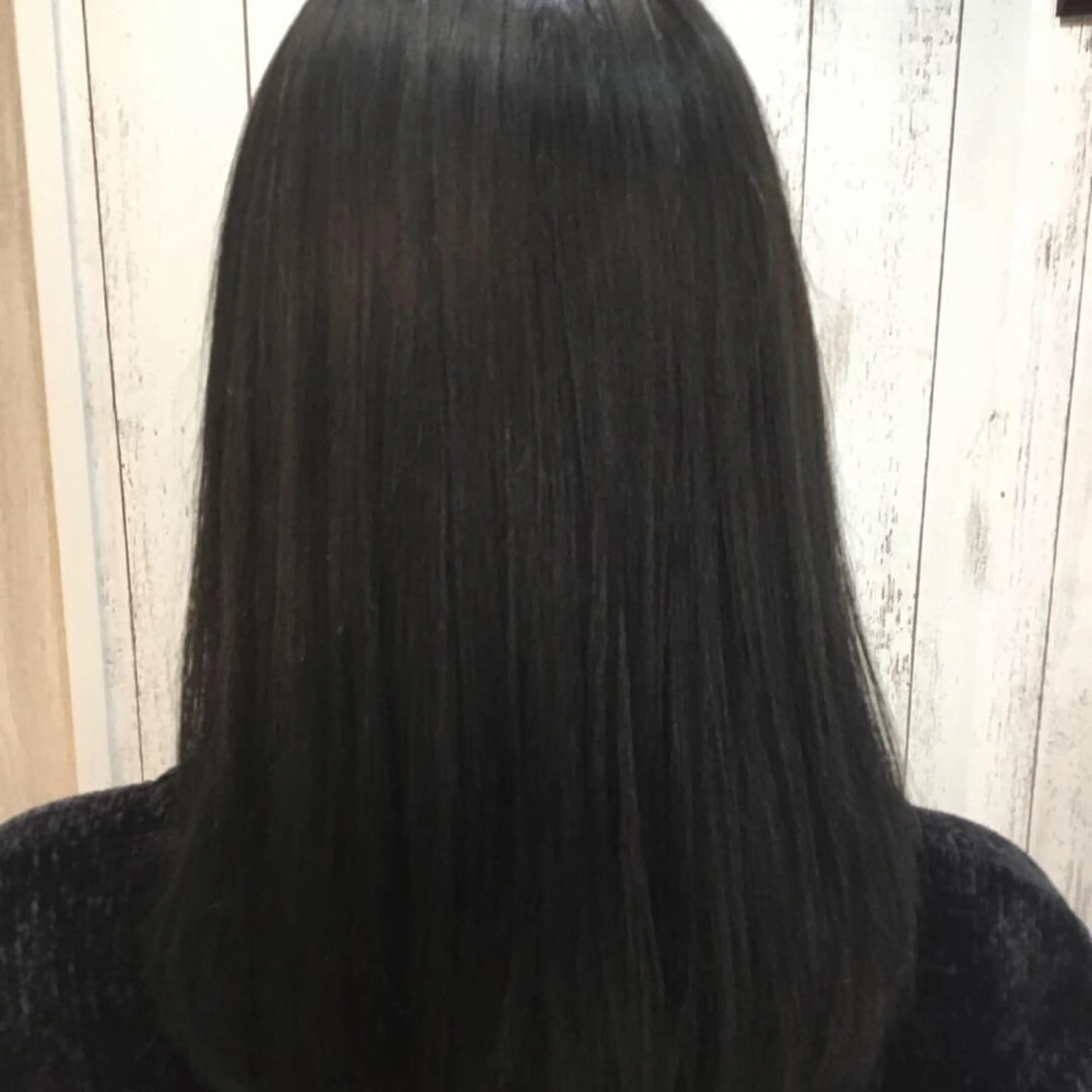 セミロング カラー 金崎 新吾のヘアスタイル