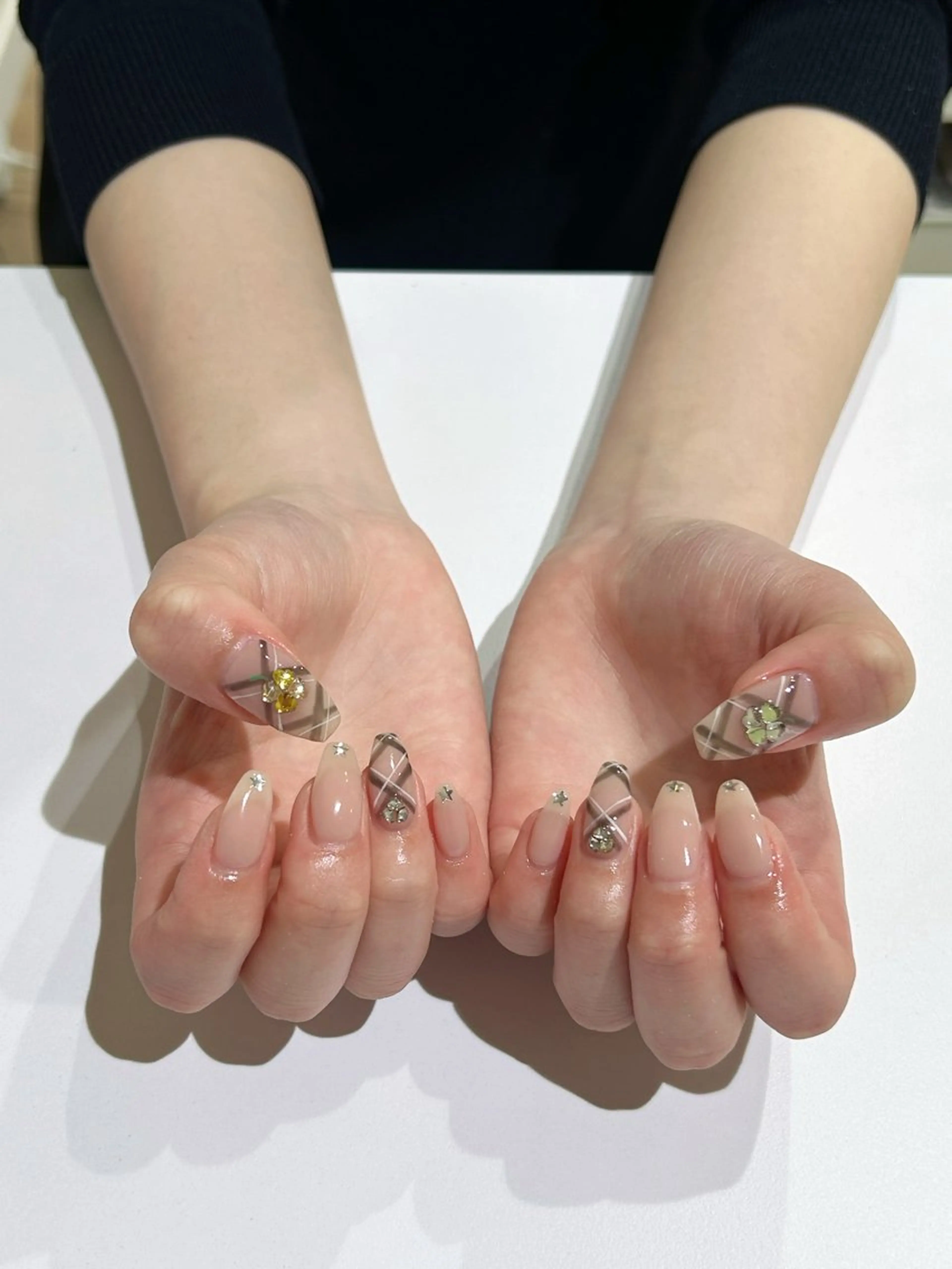 ネイル ハンドネイル 🧚 KURUMIのネイルデザイン