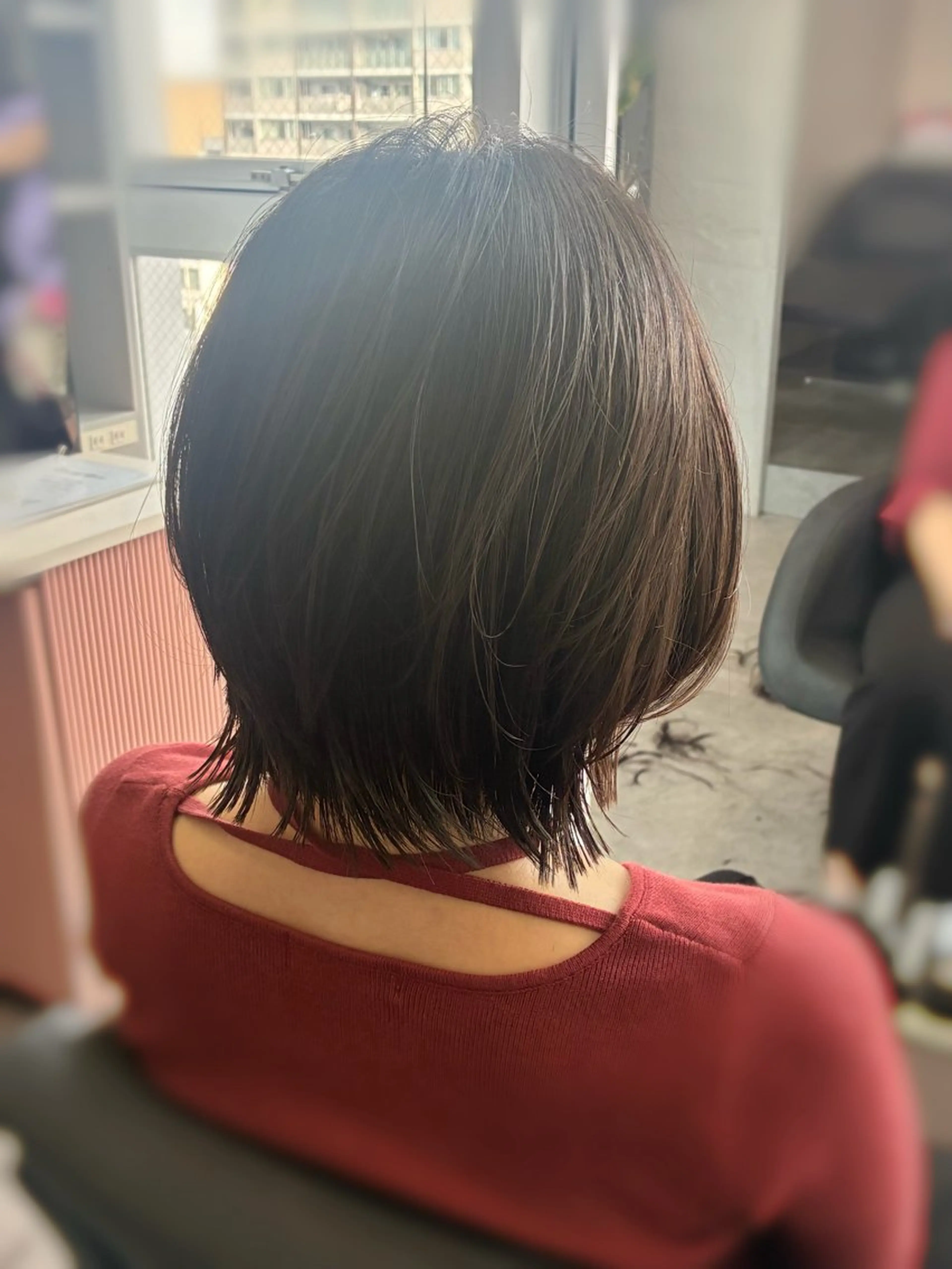 ミディアム ボブレイヤー ボブ レイヤーカット 田中 鈴乃のヘアスタイル