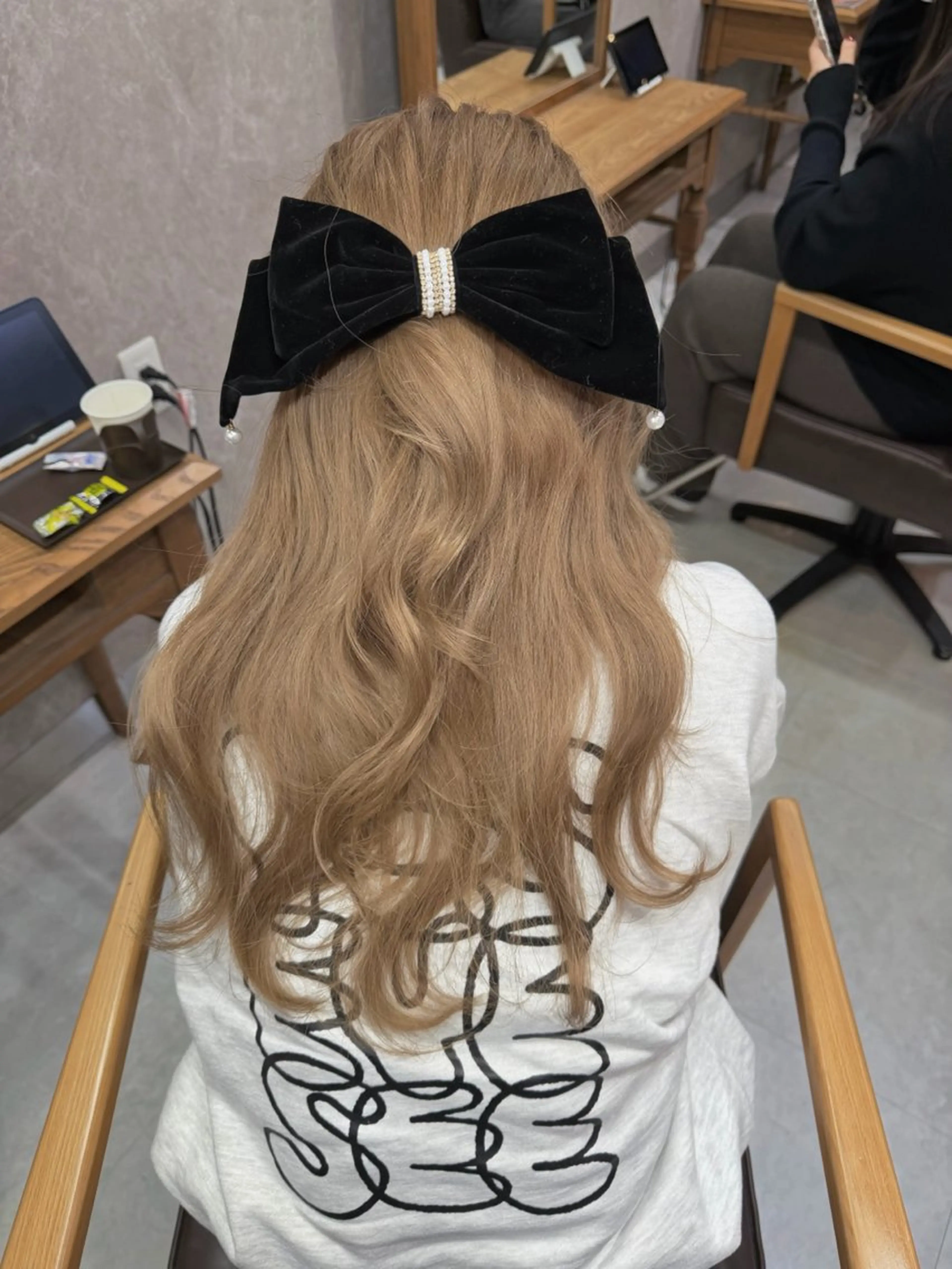 ロング ヘアカラー Colore(コローレ)所属・顔タイプ/ダブルカラ ー/りりかのヘアスタイル