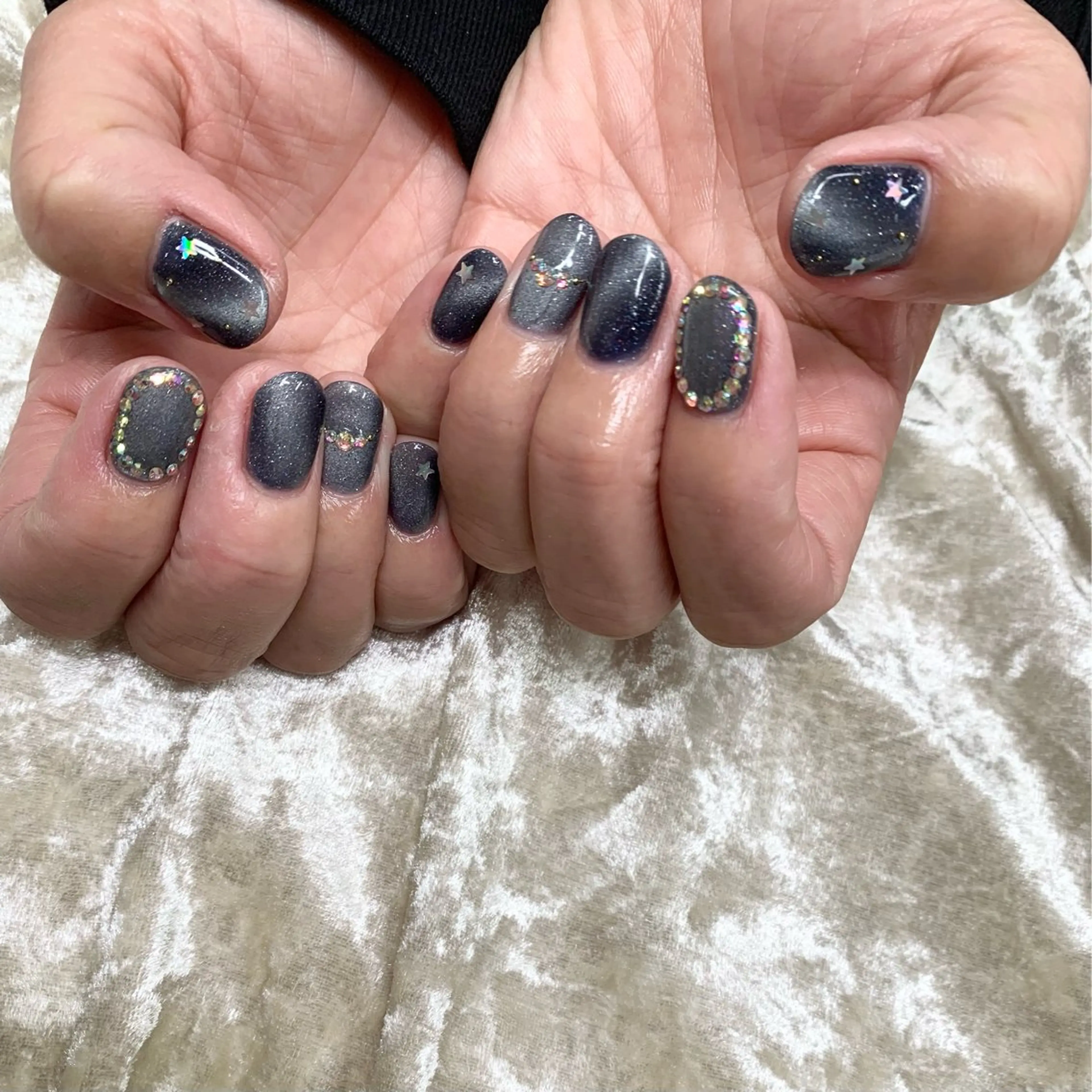 ミディアム ハンドネイル プティリボン 武蔵小金井店のネイルデザイン