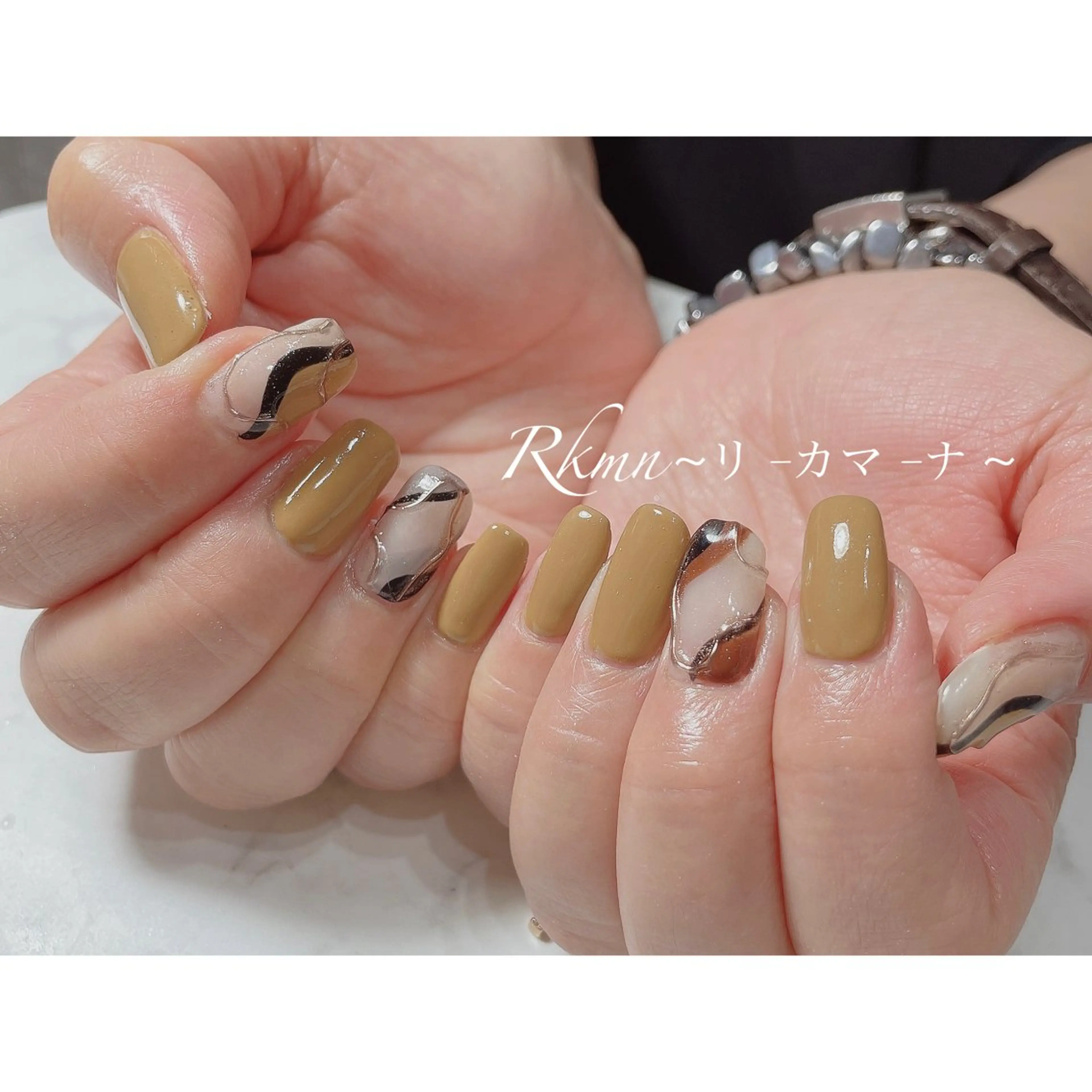 ネイル アートネイル ミラーネイル ニュアンスネイル 春ネイル 黄色 ハンドネイル フットネイル ハンドケア Rkmn ~リ-カマ-ナ~のネイルデザイン