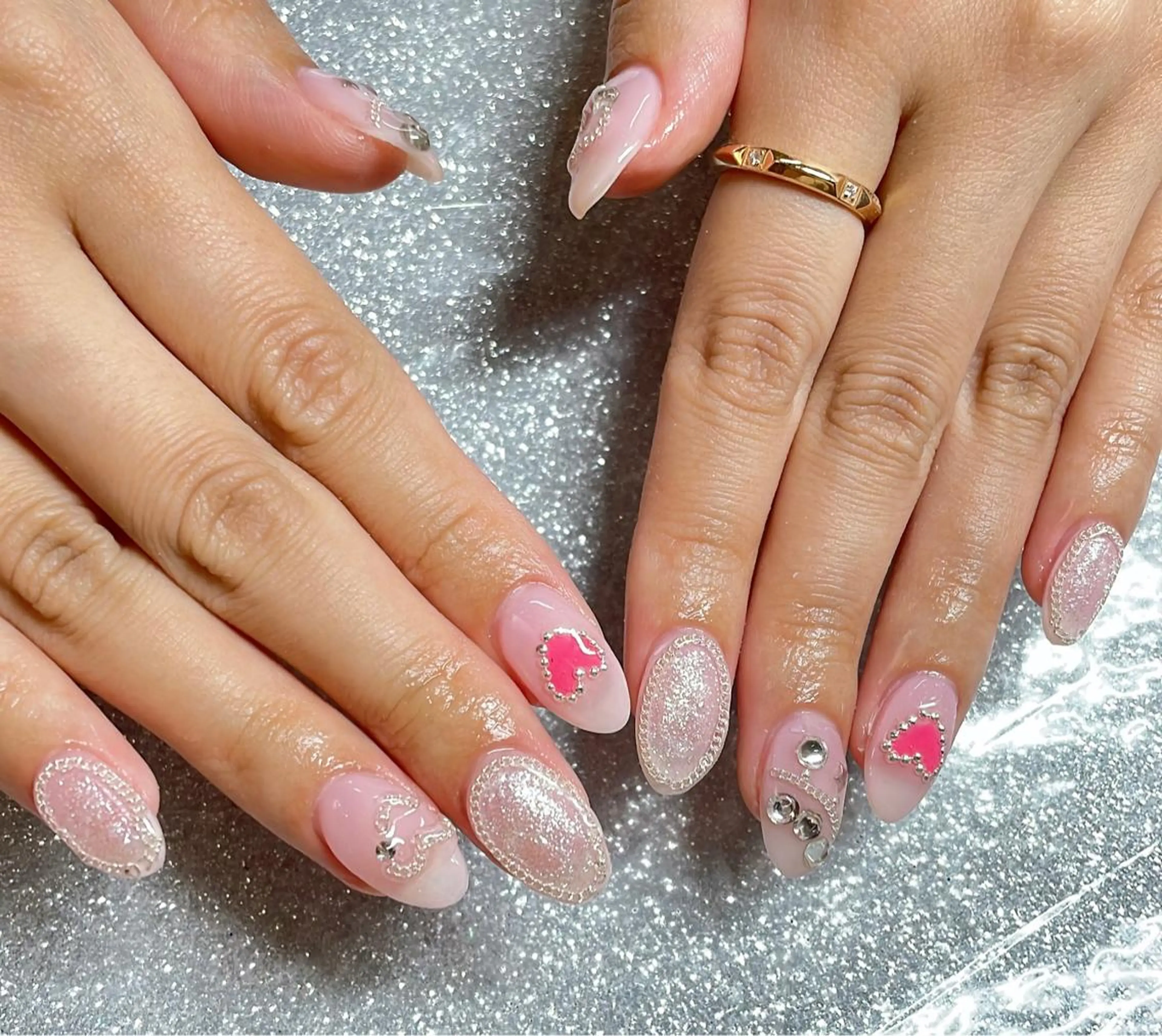 ネイル ハンドネイル VIERU 🌈🎀💖のネイルデザイン